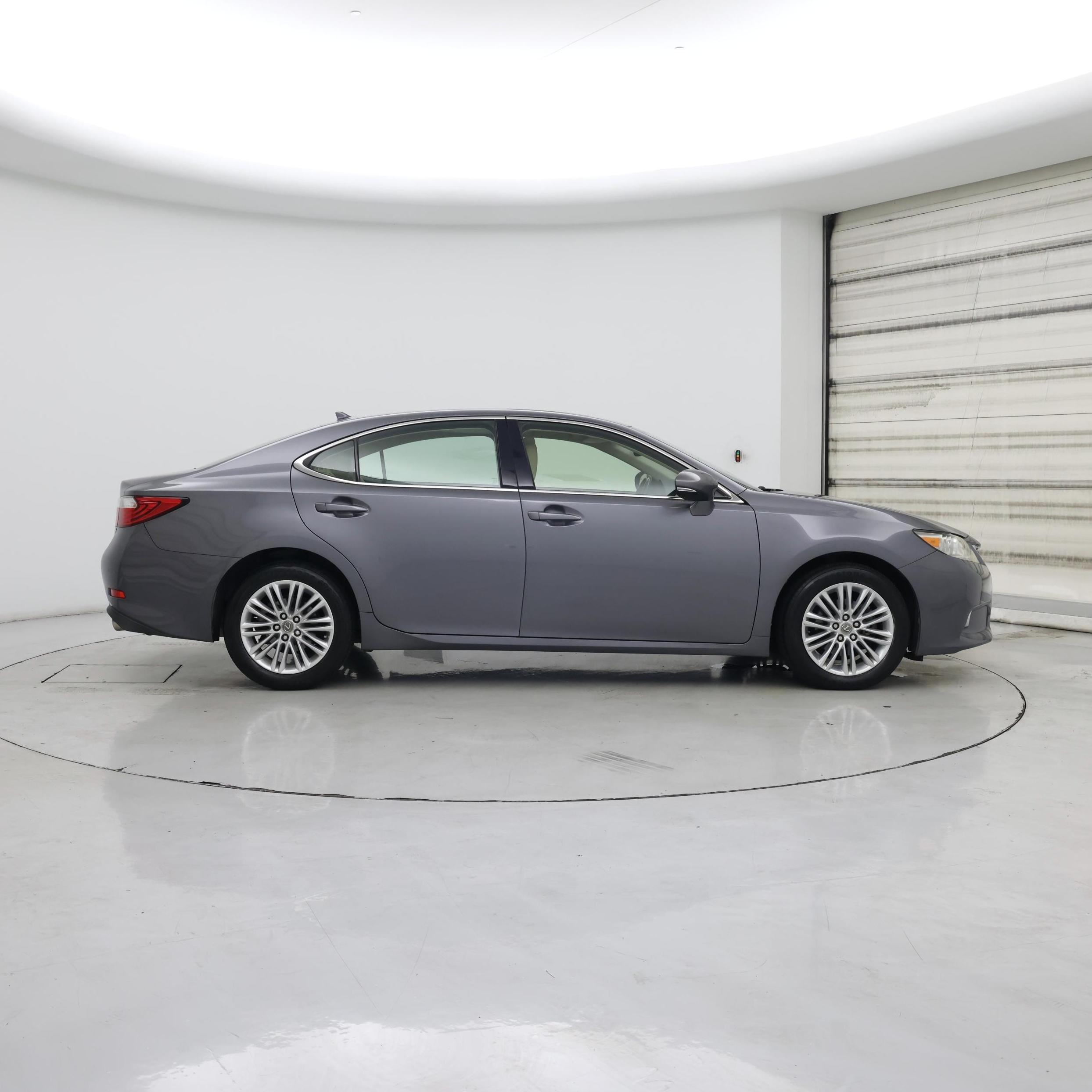 Thumbnail: 2013 Lexus ES - 7