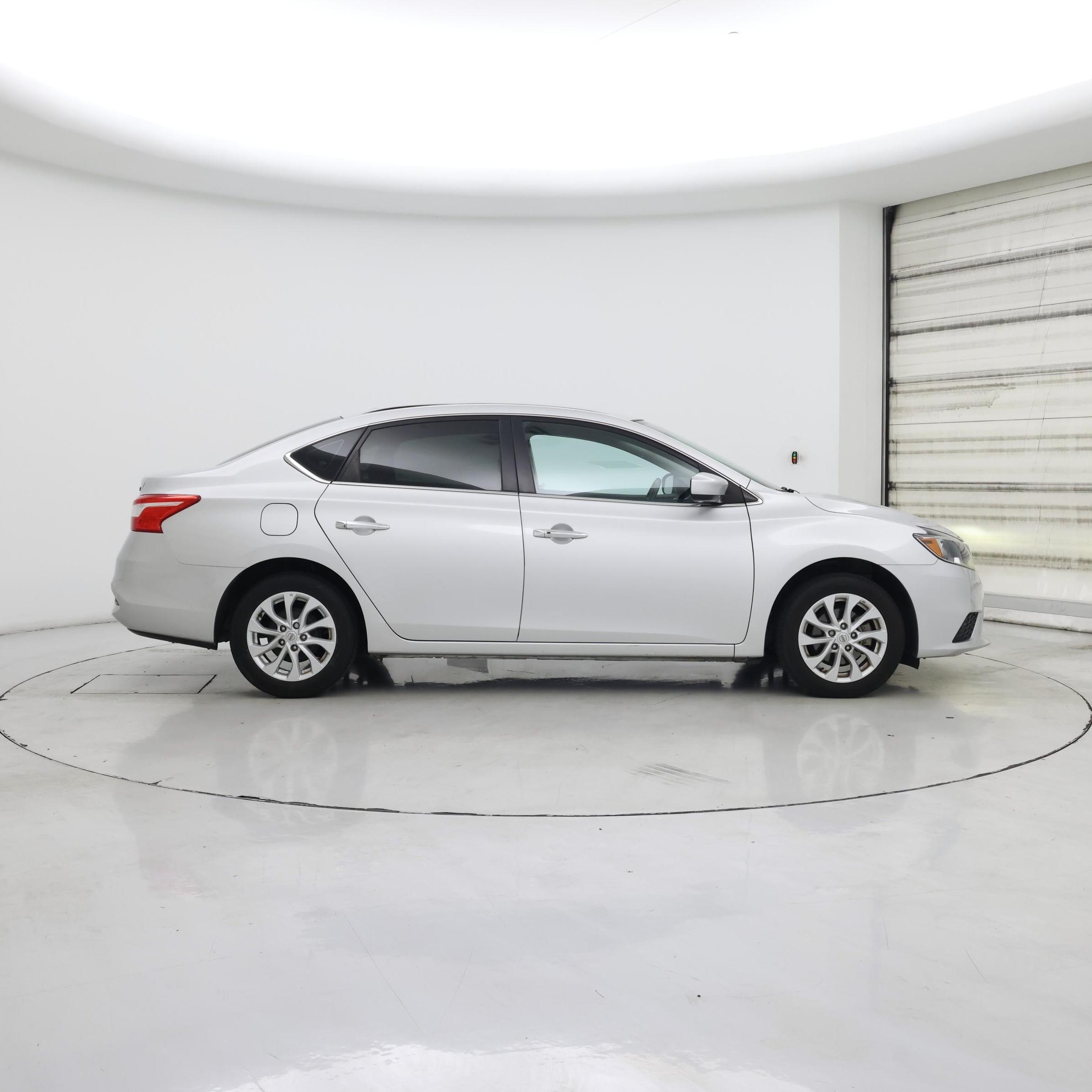 Thumbnail: 2019 Nissan Sentra - 7