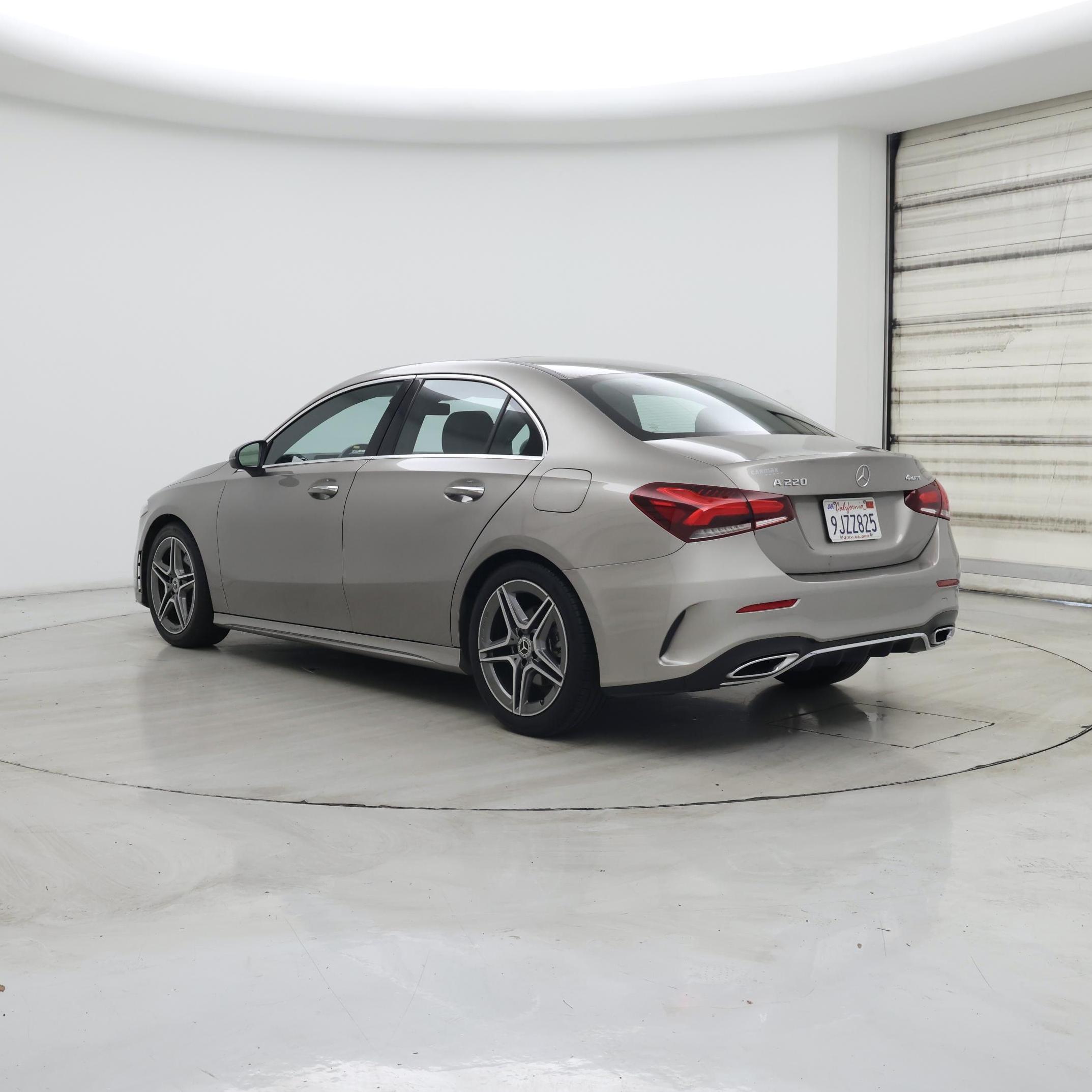 Thumbnail: 2019 Mercedes-Benz A-Class - 2