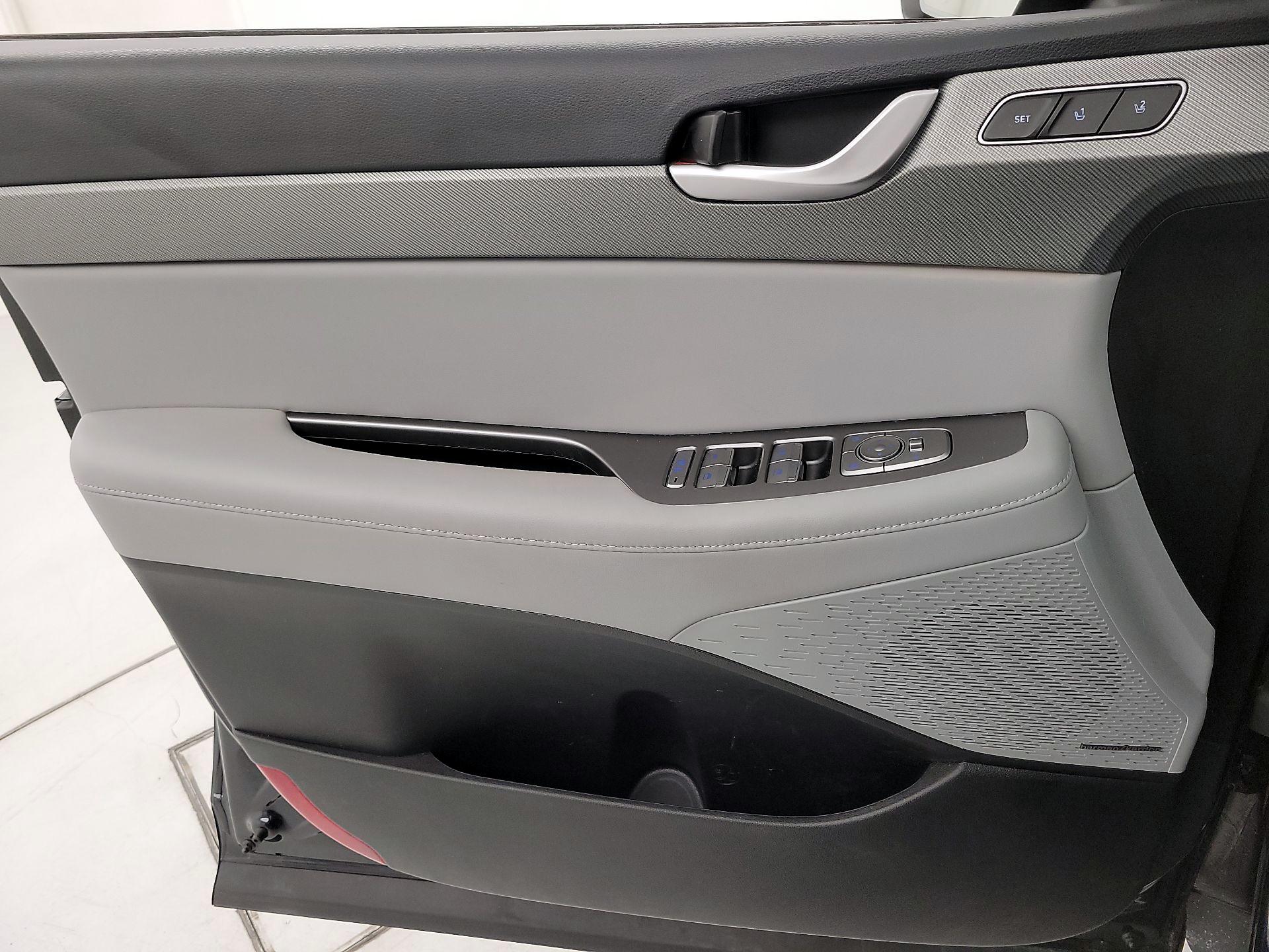 Thumbnail: 2023 Hyundai Palisade - 12