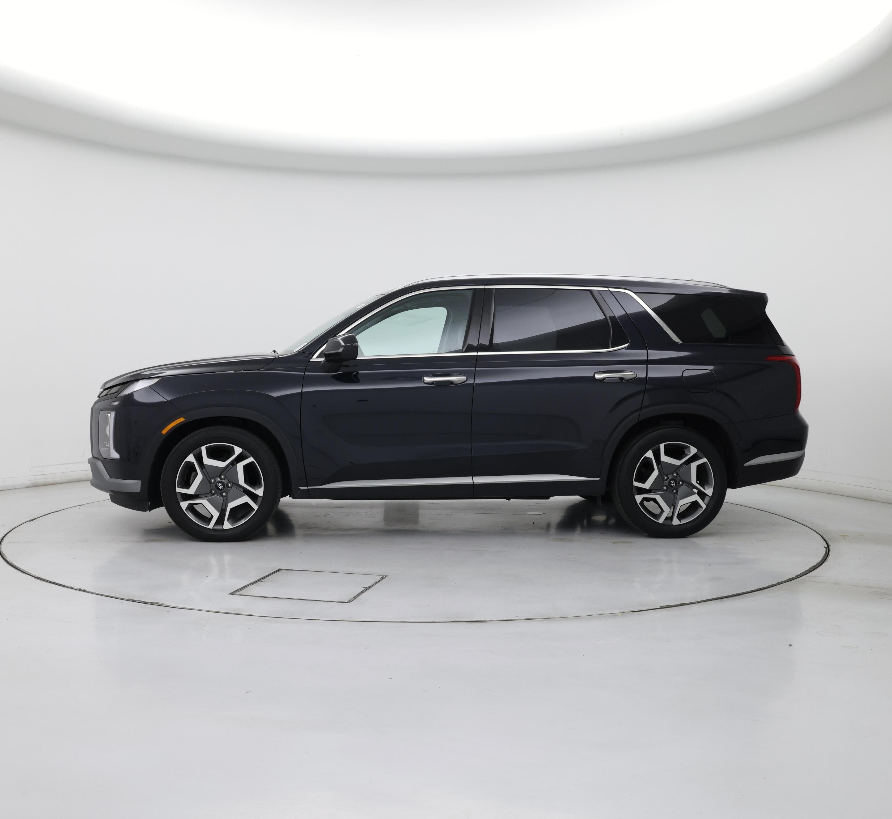 Thumbnail: 2023 Hyundai Palisade - 3