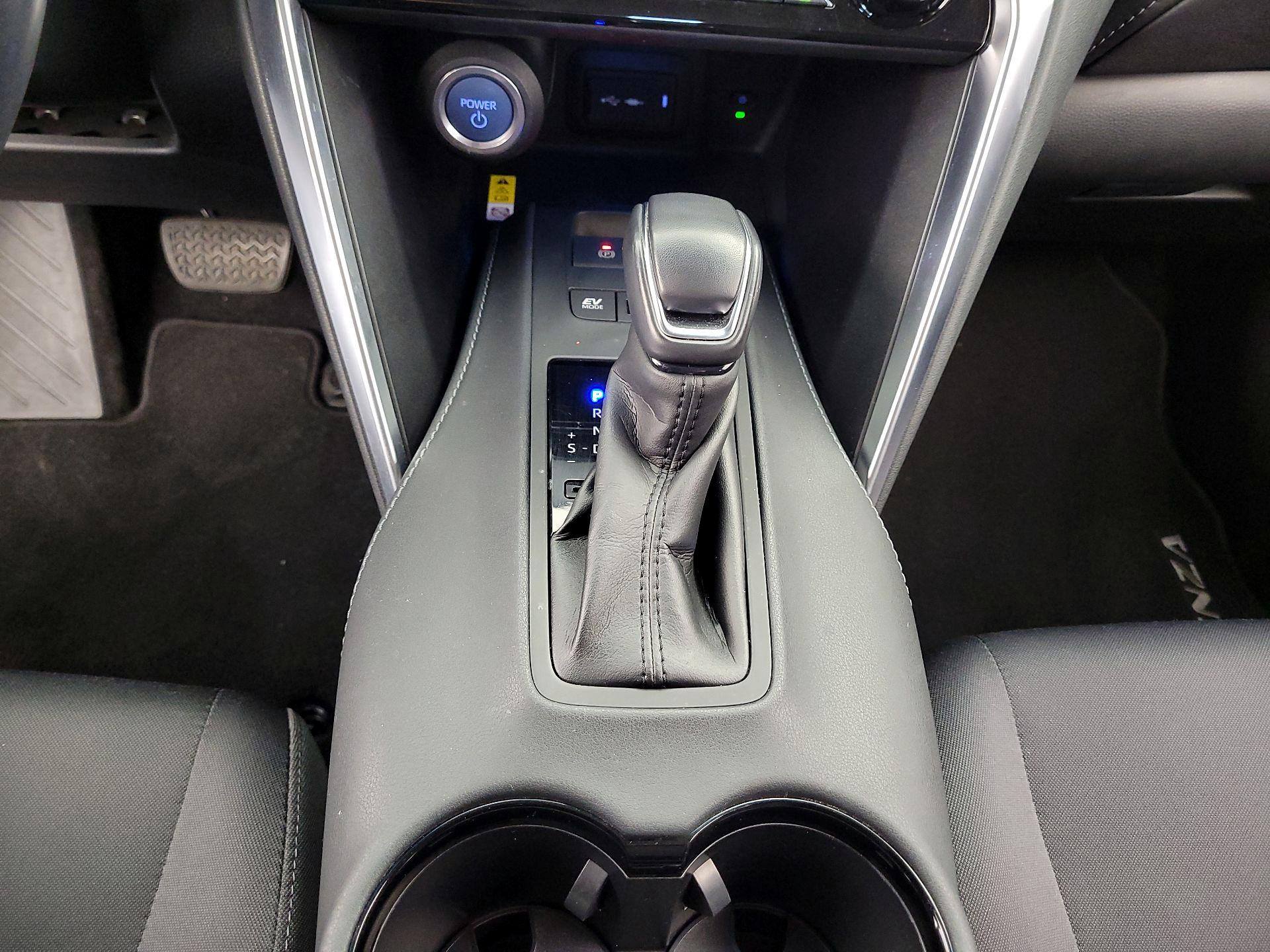 Thumbnail: 2021 Toyota Venza - 17
