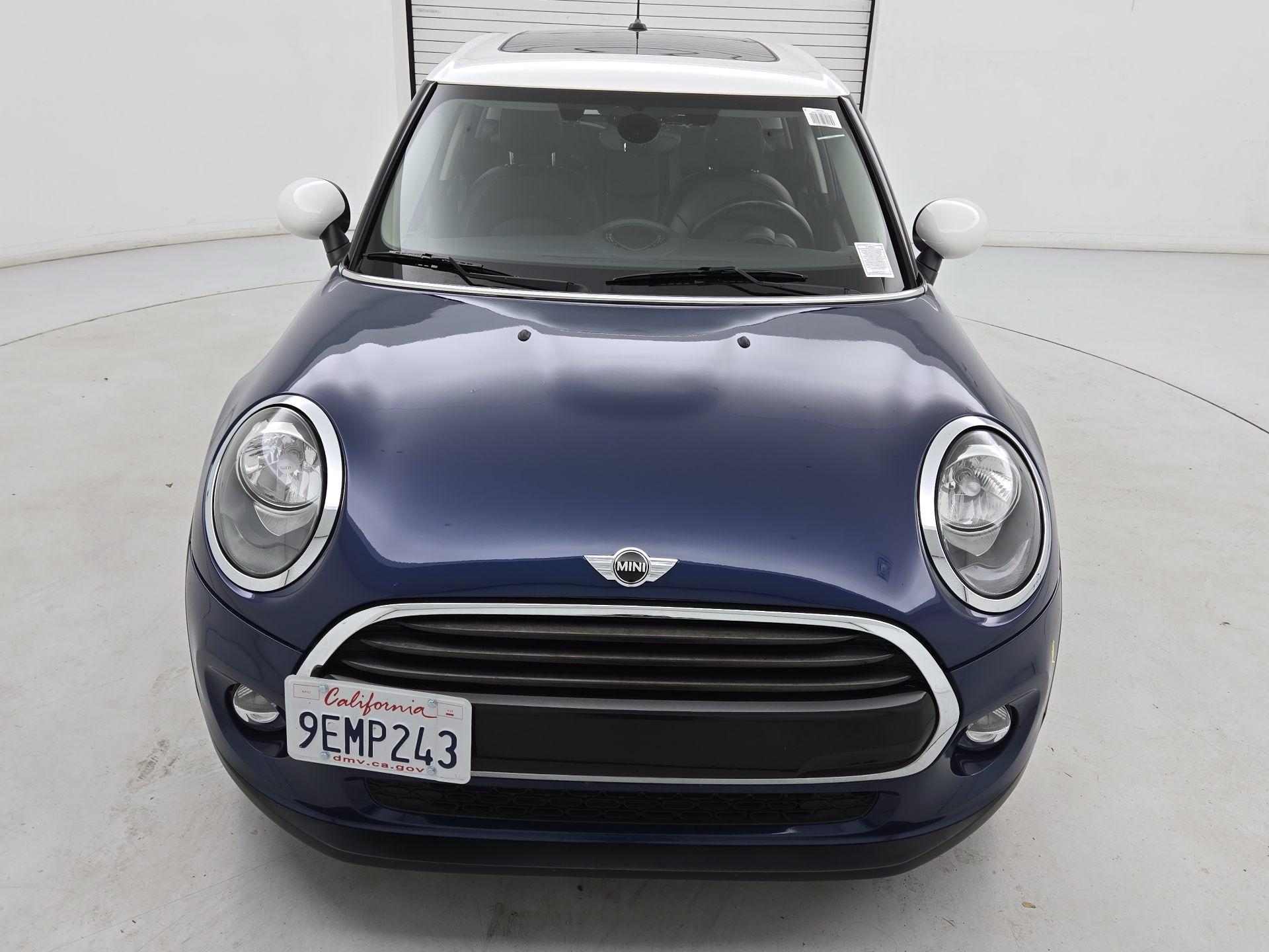 Thumbnail: 2016 MINI Cooper Hardtop - 2
