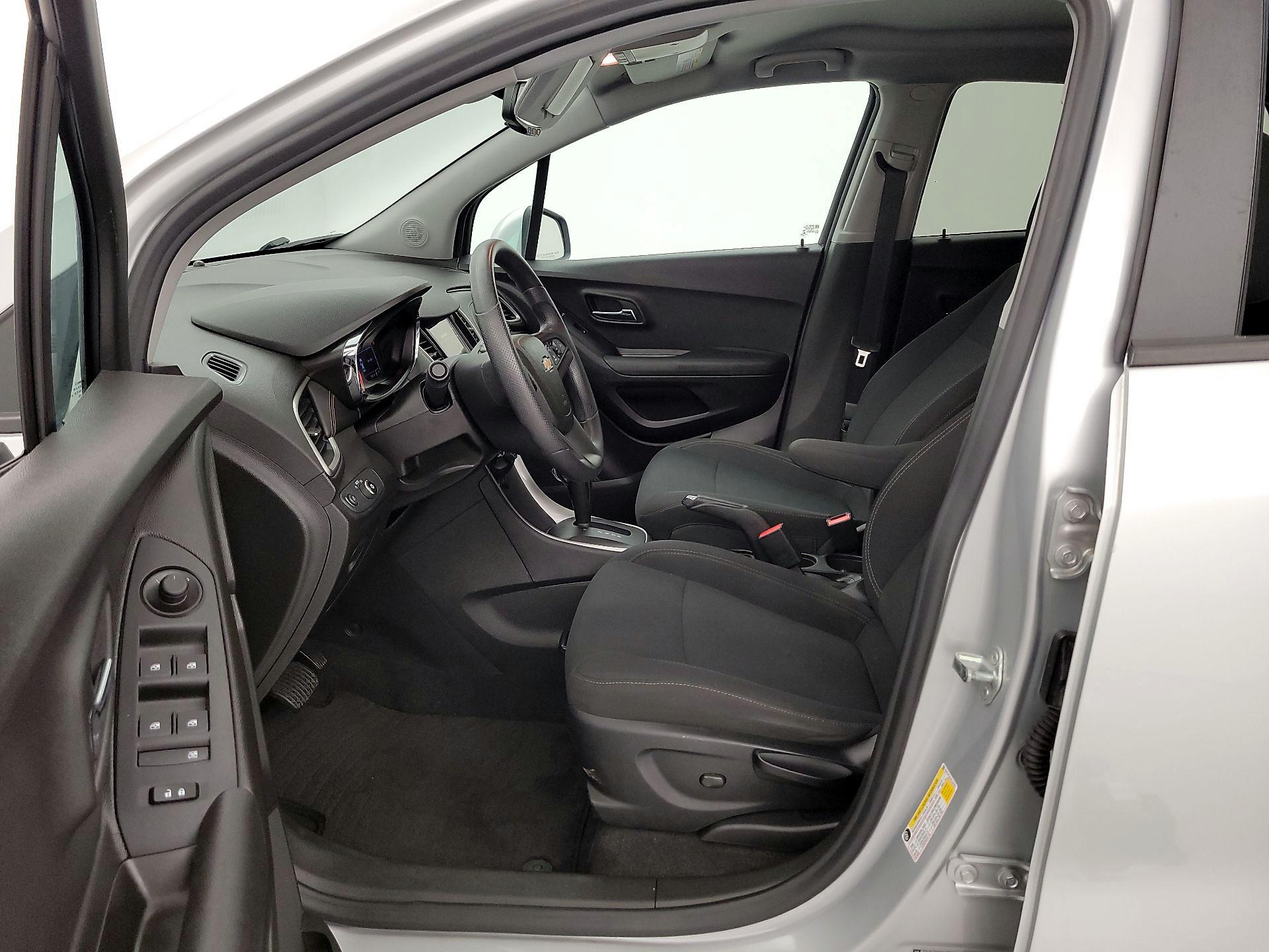 Thumbnail: 2019 Chevrolet Trax - 11