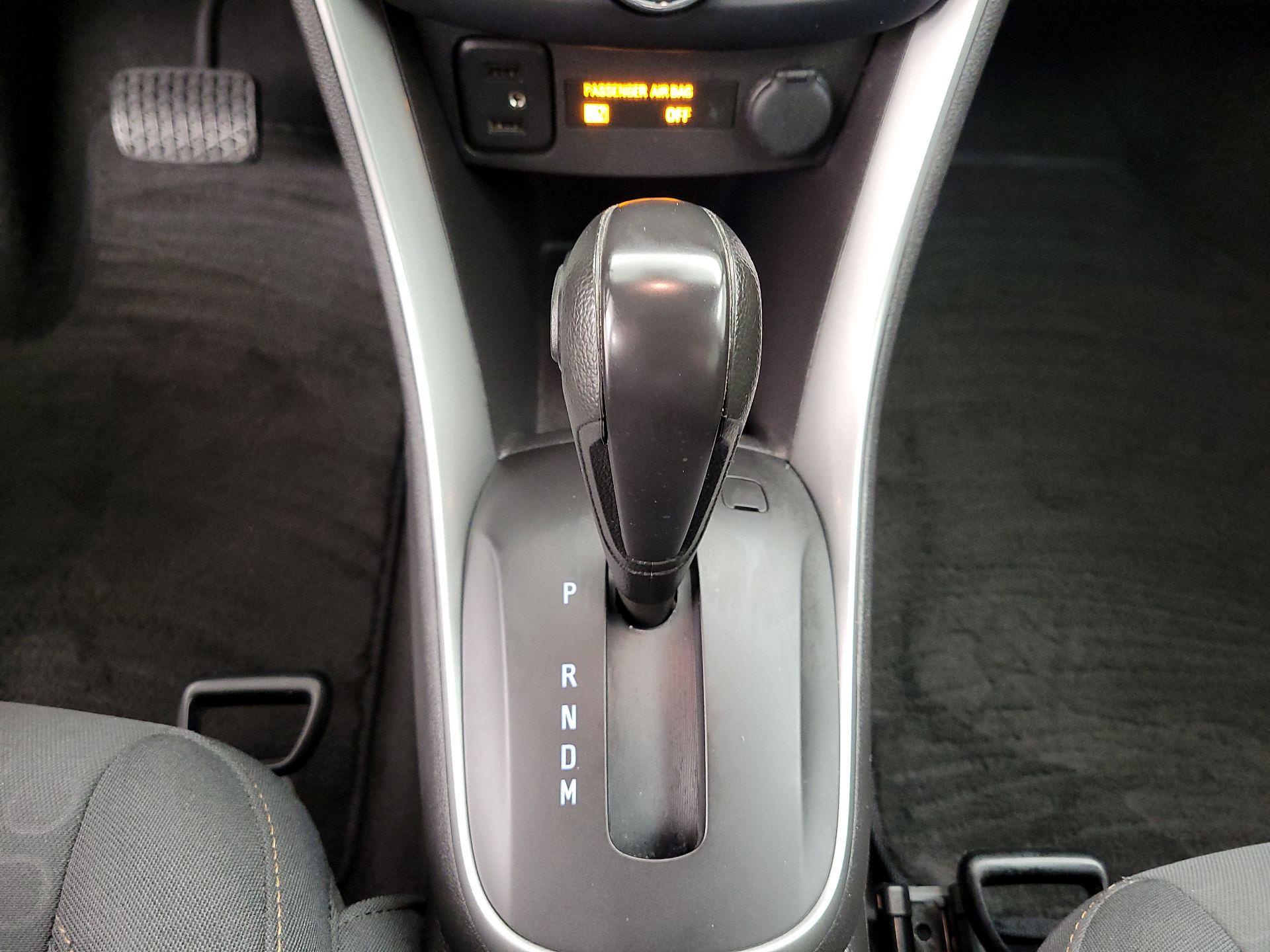 Thumbnail: 2019 Chevrolet Trax - 17