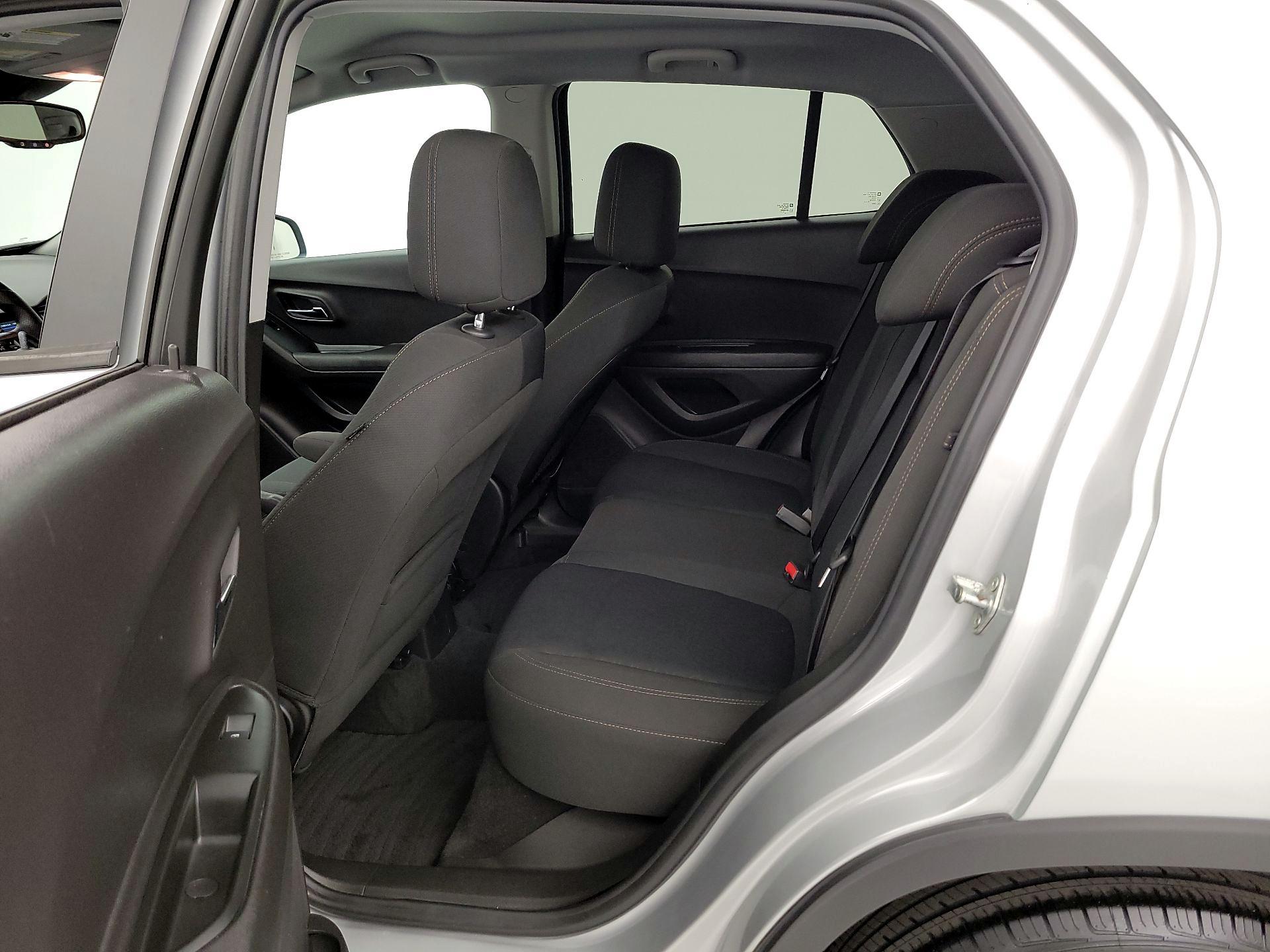 Thumbnail: 2019 Chevrolet Trax - 18