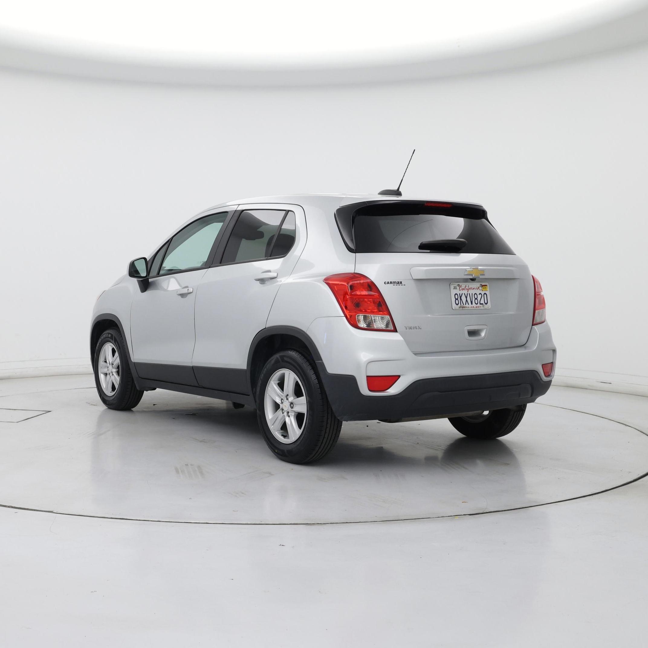 Thumbnail: 2019 Chevrolet Trax - 2