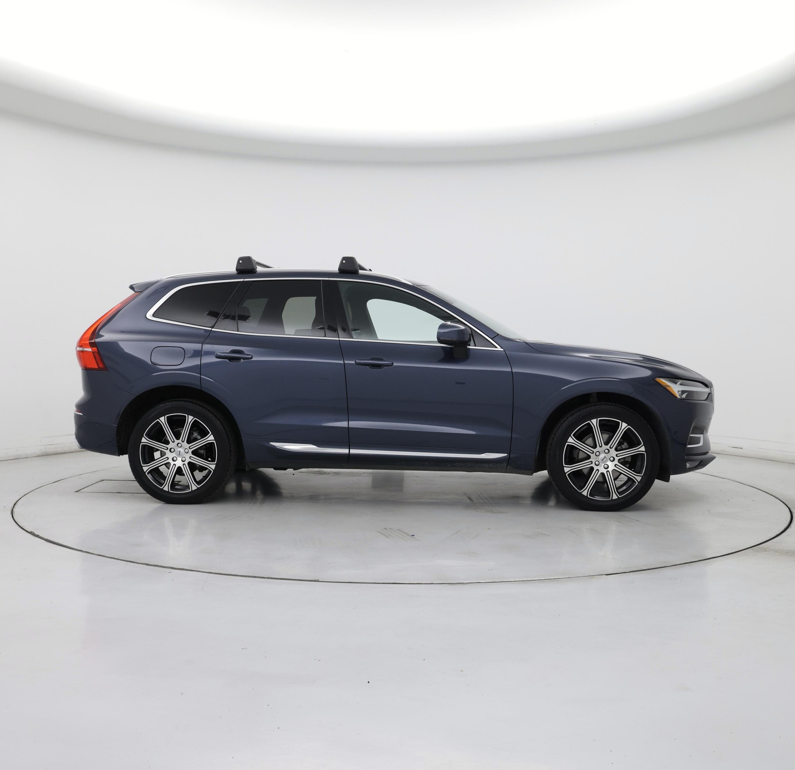 Thumbnail: 2021 Volvo XC60 - 7