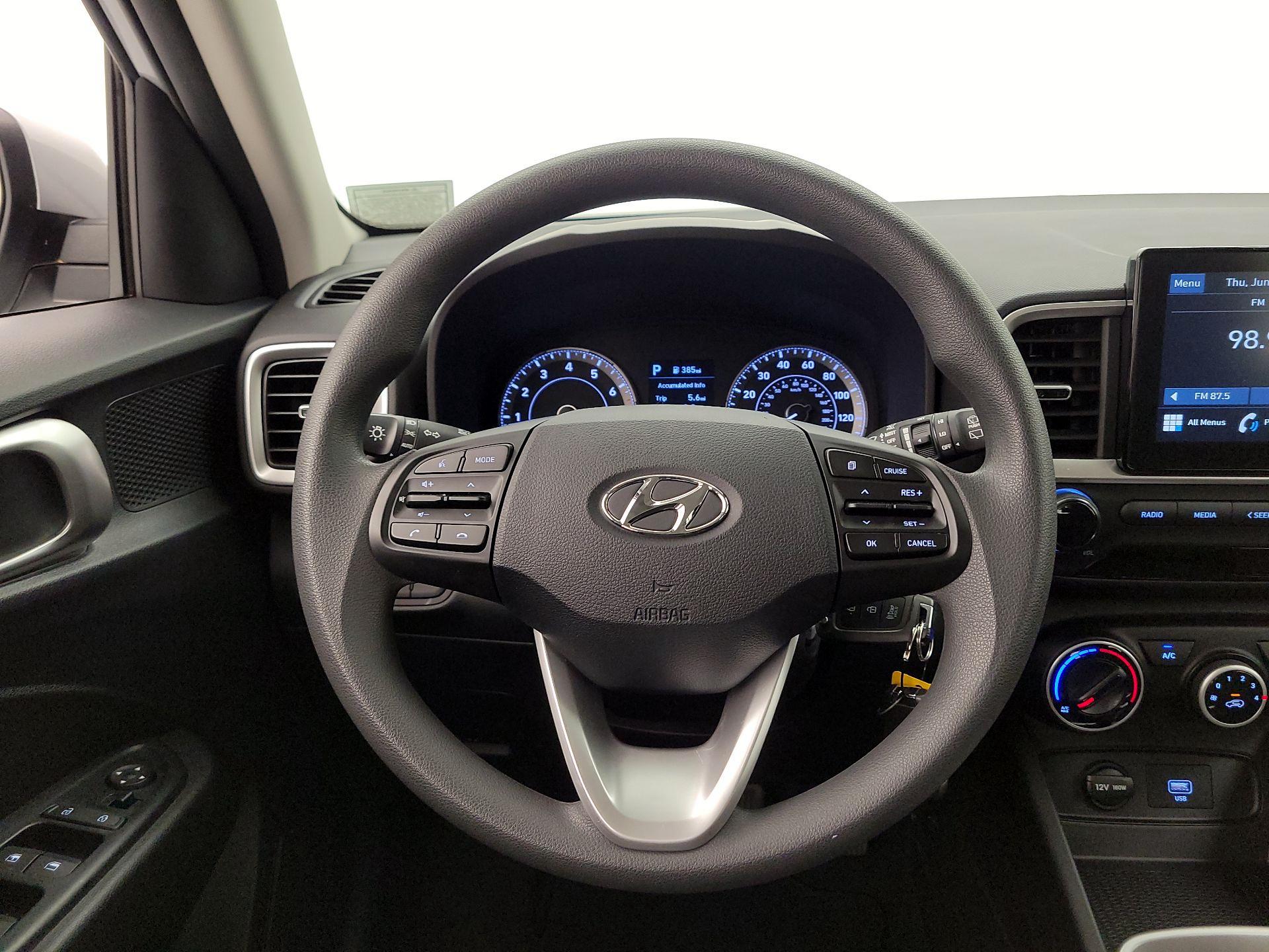 Thumbnail: 2021 Hyundai Venue - 10