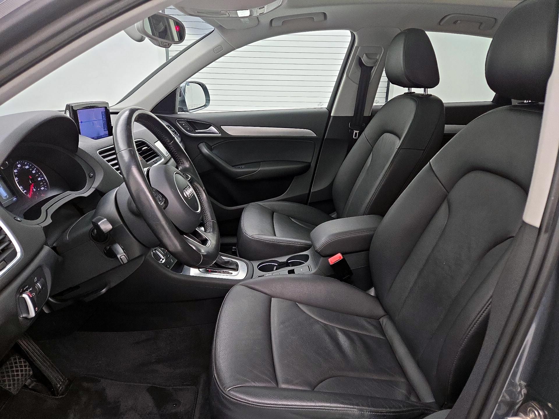 Thumbnail: 2015 Audi Q3 - 11
