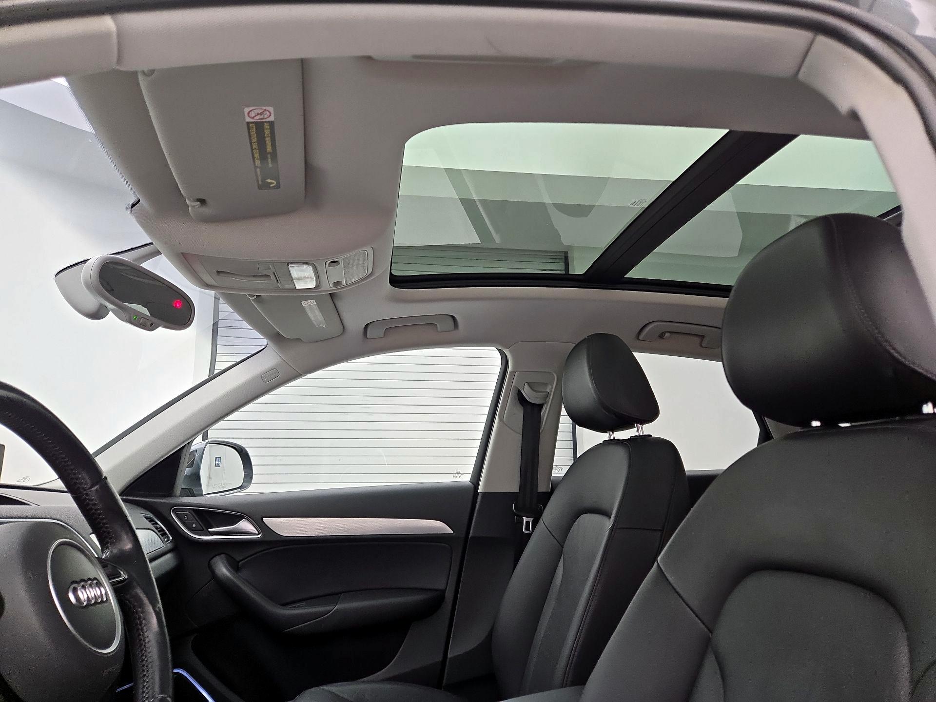 Thumbnail: 2015 Audi Q3 - 19