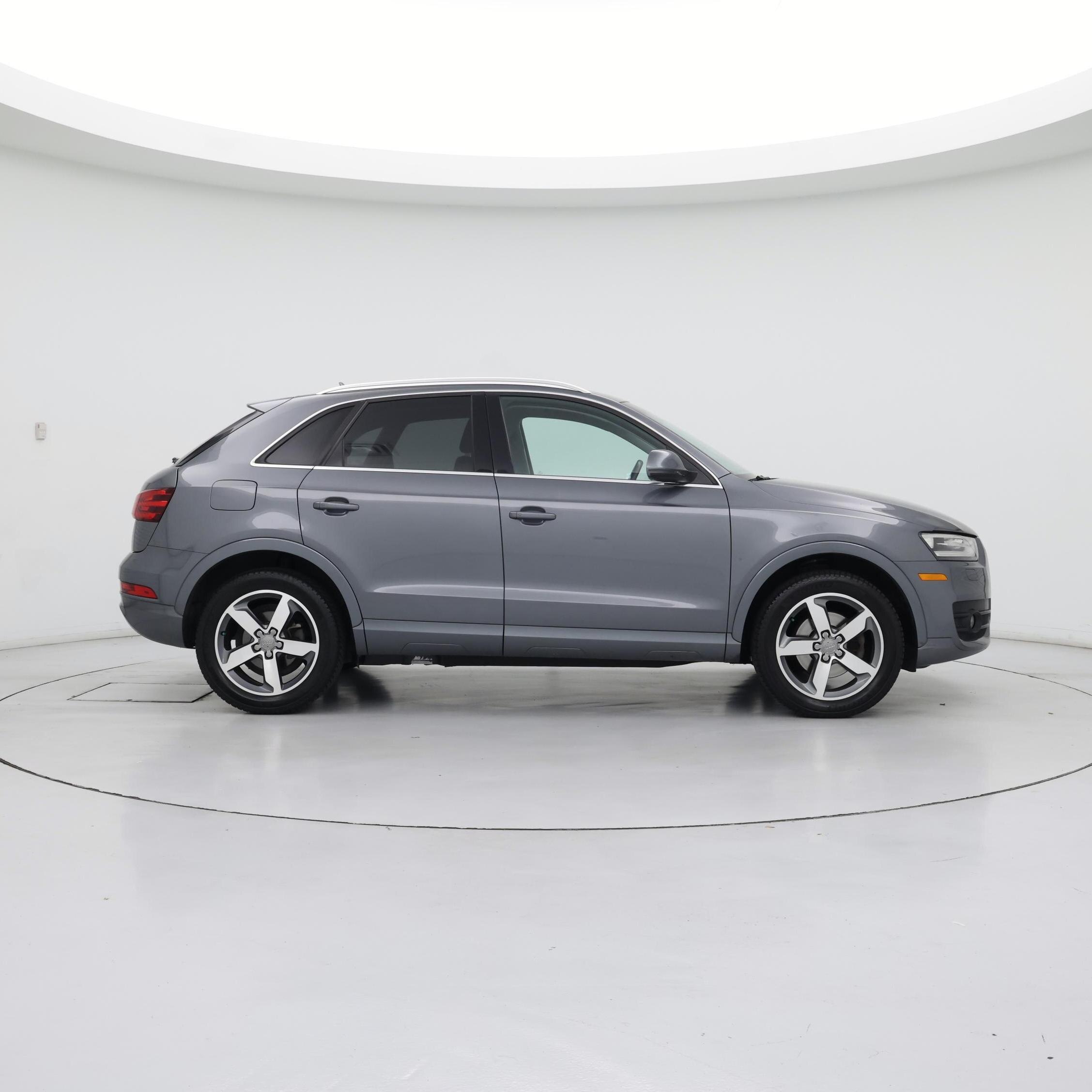 Thumbnail: 2015 Audi Q3 - 7