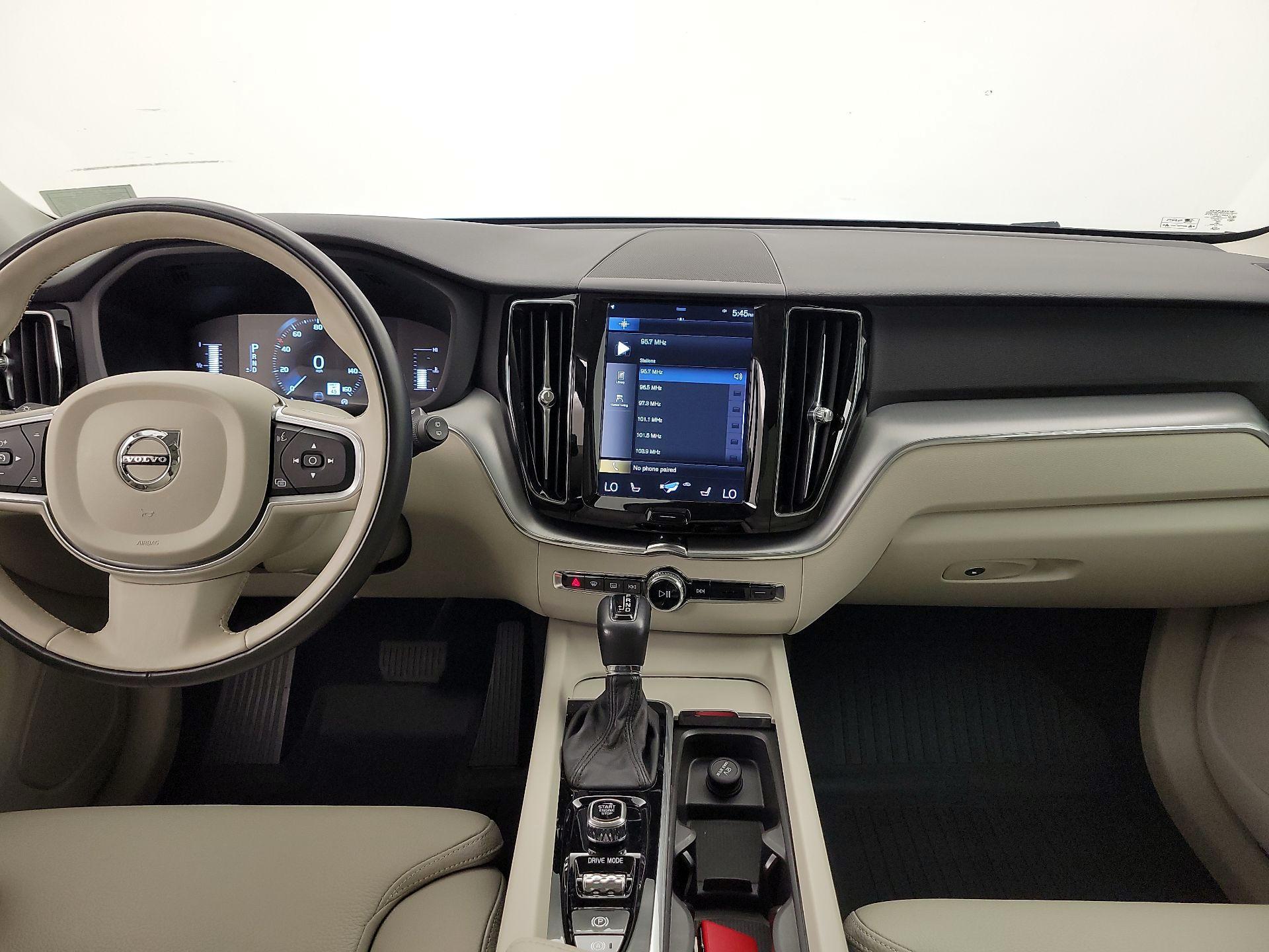 Thumbnail: 2019 Volvo XC60 - 9