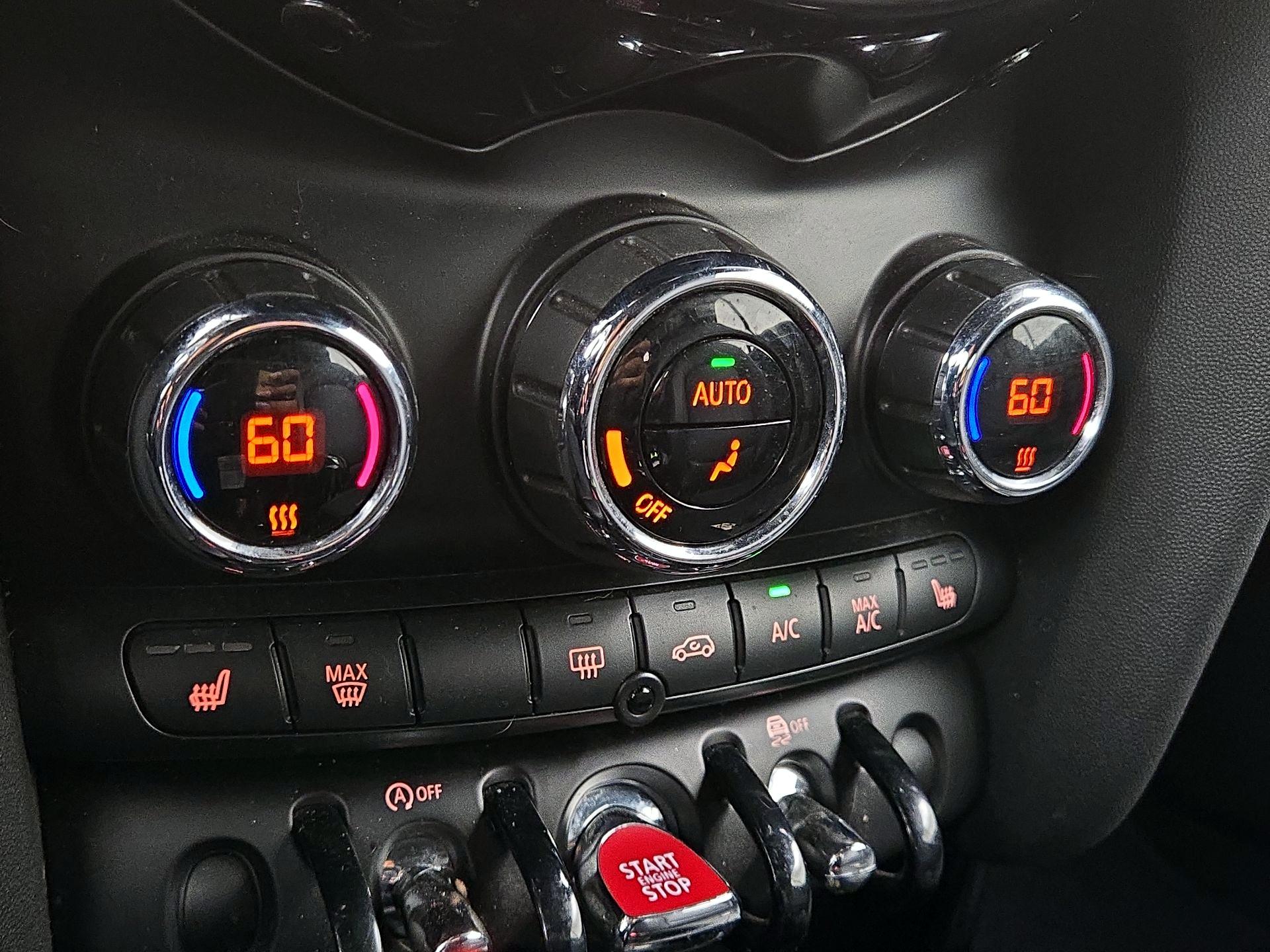 Thumbnail: 2019 MINI Cooper - 14