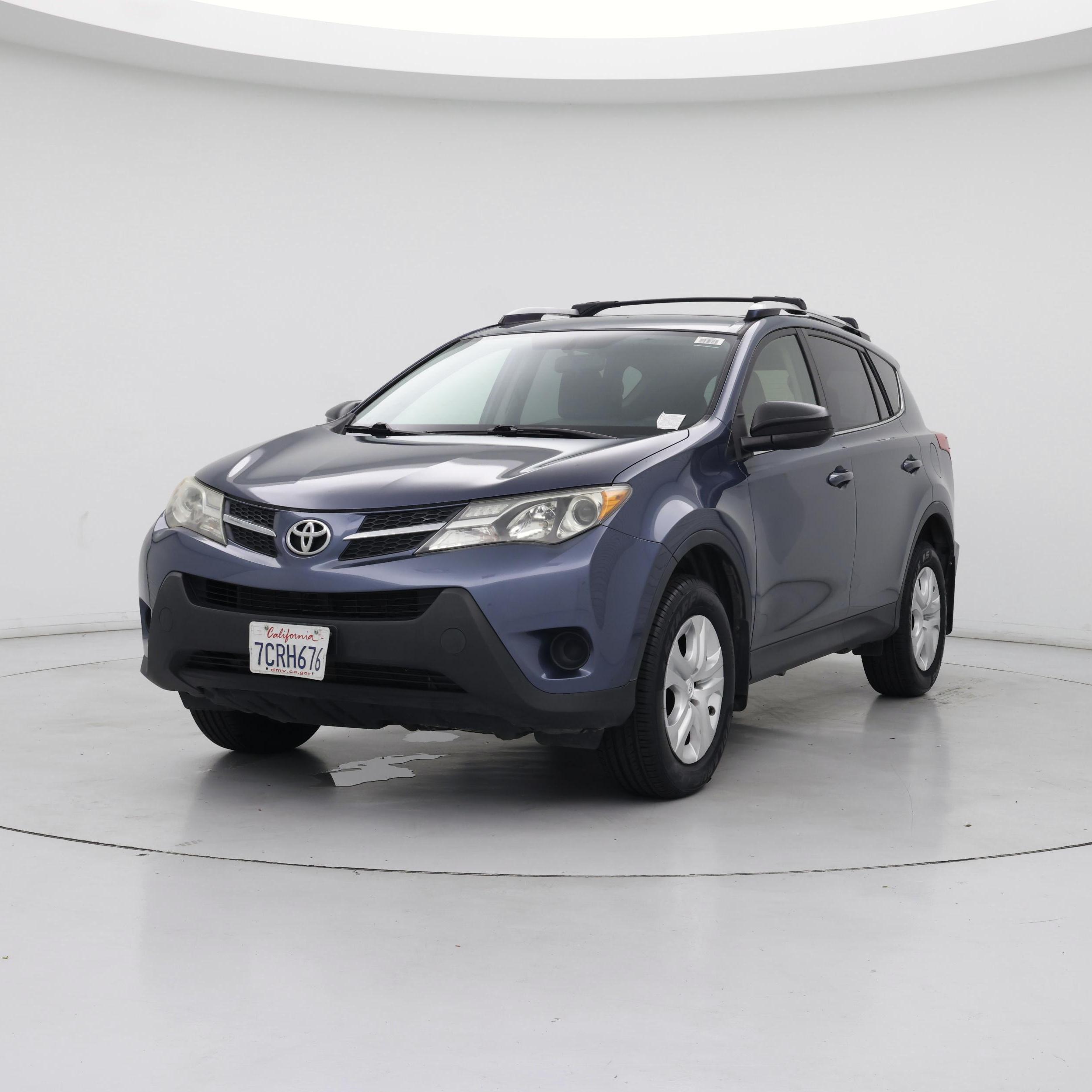 Thumbnail: 2013 Toyota RAV4 - 4