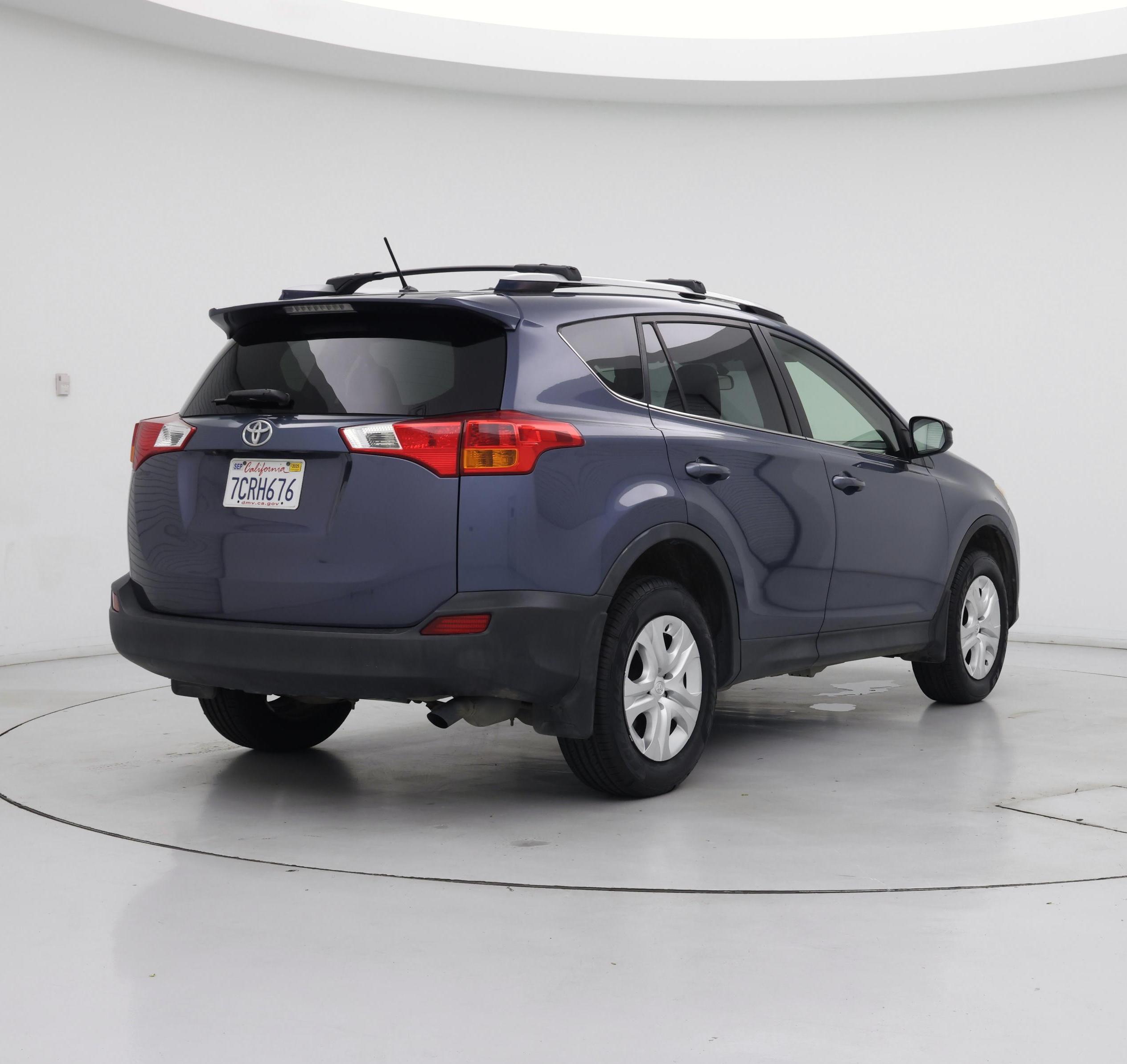 Thumbnail: 2013 Toyota RAV4 - 8