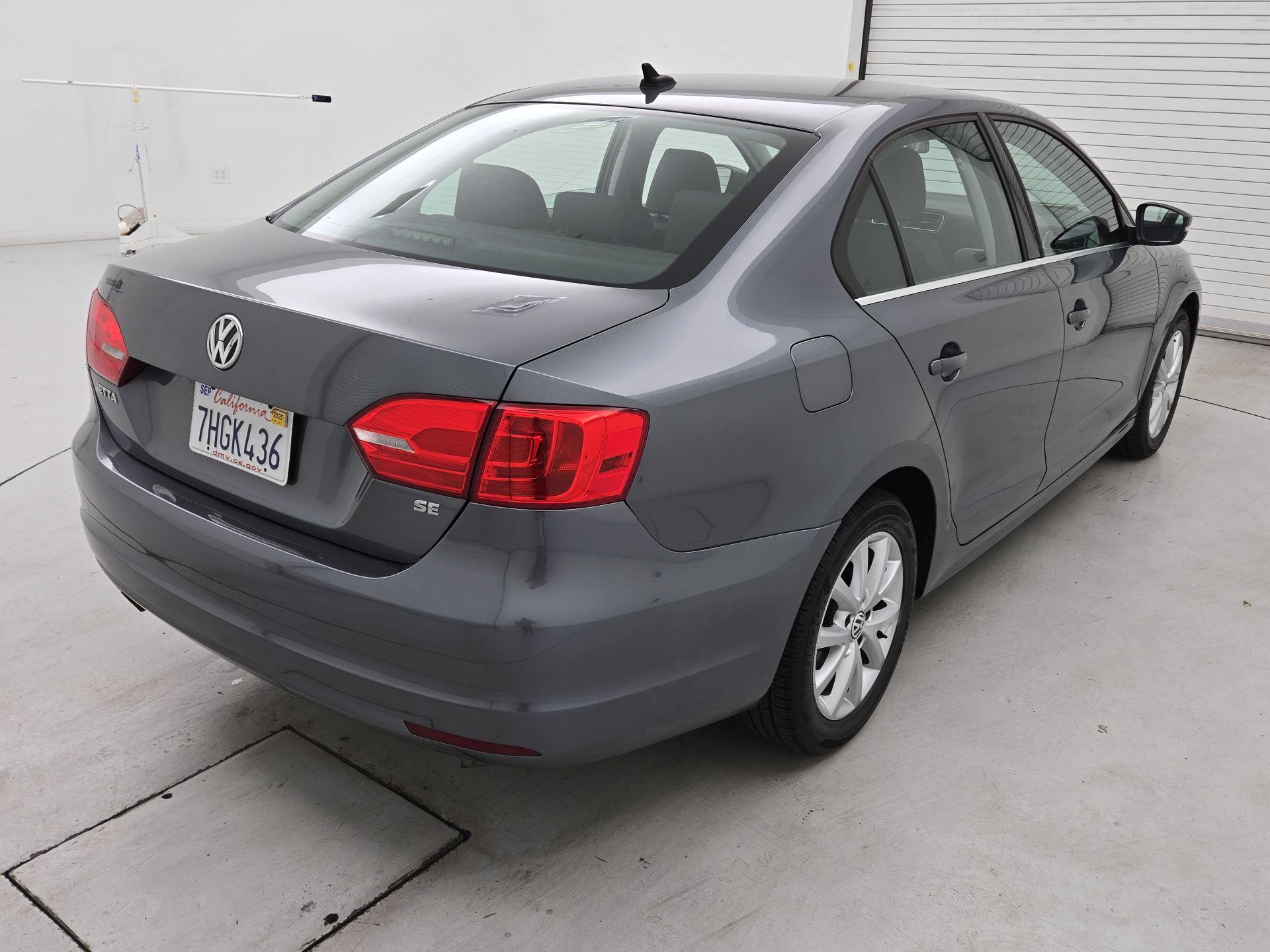Thumbnail: 2014 Volkswagen Jetta - 5