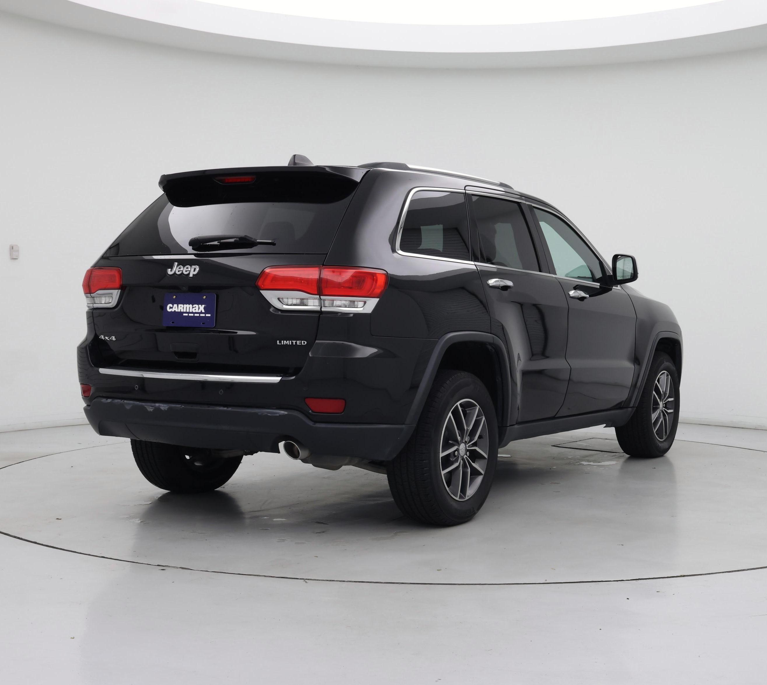 Thumbnail: 2017 Jeep Grand Cherokee - 8
