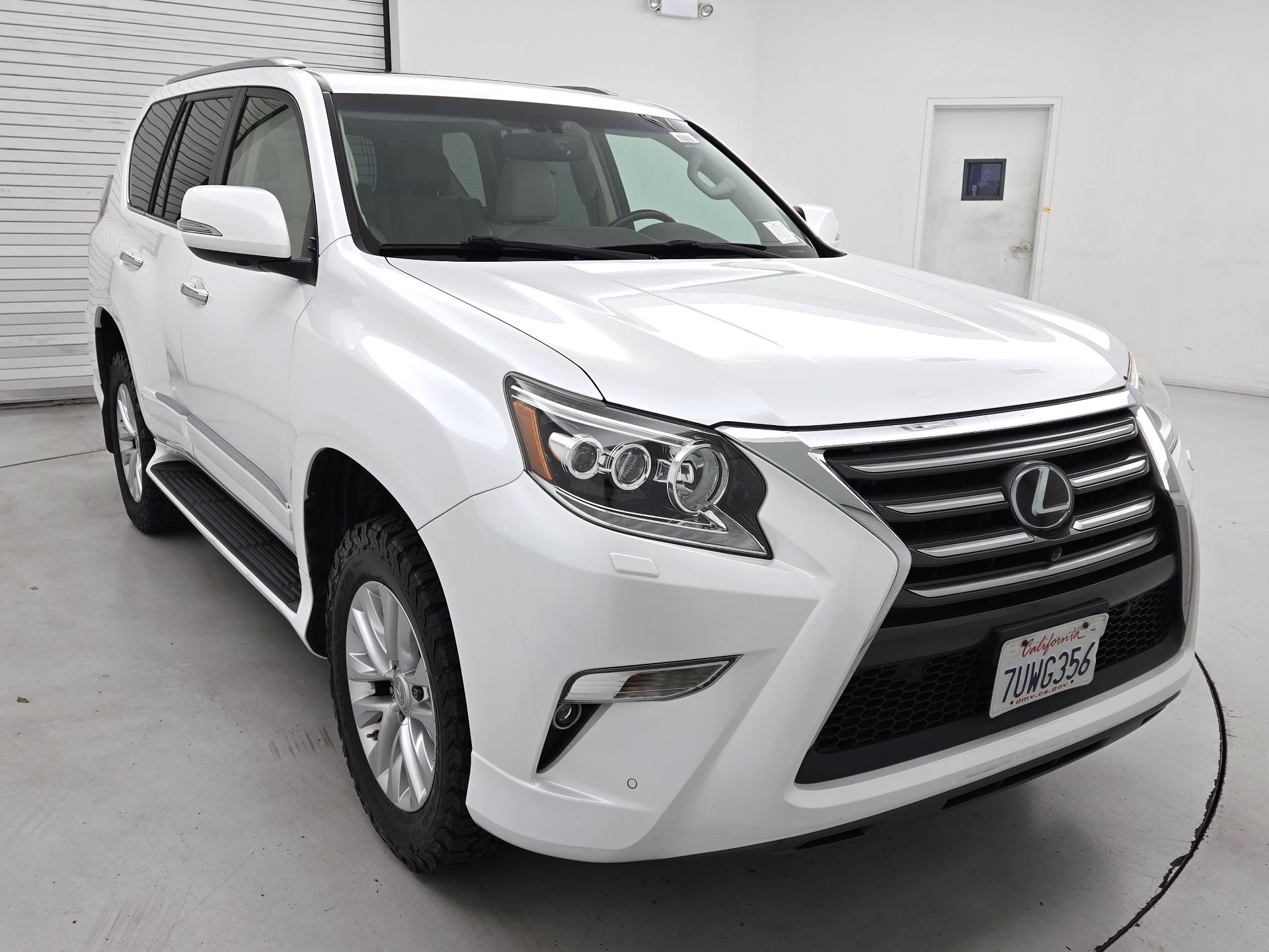 Thumbnail: 2016 Lexus GX - 1