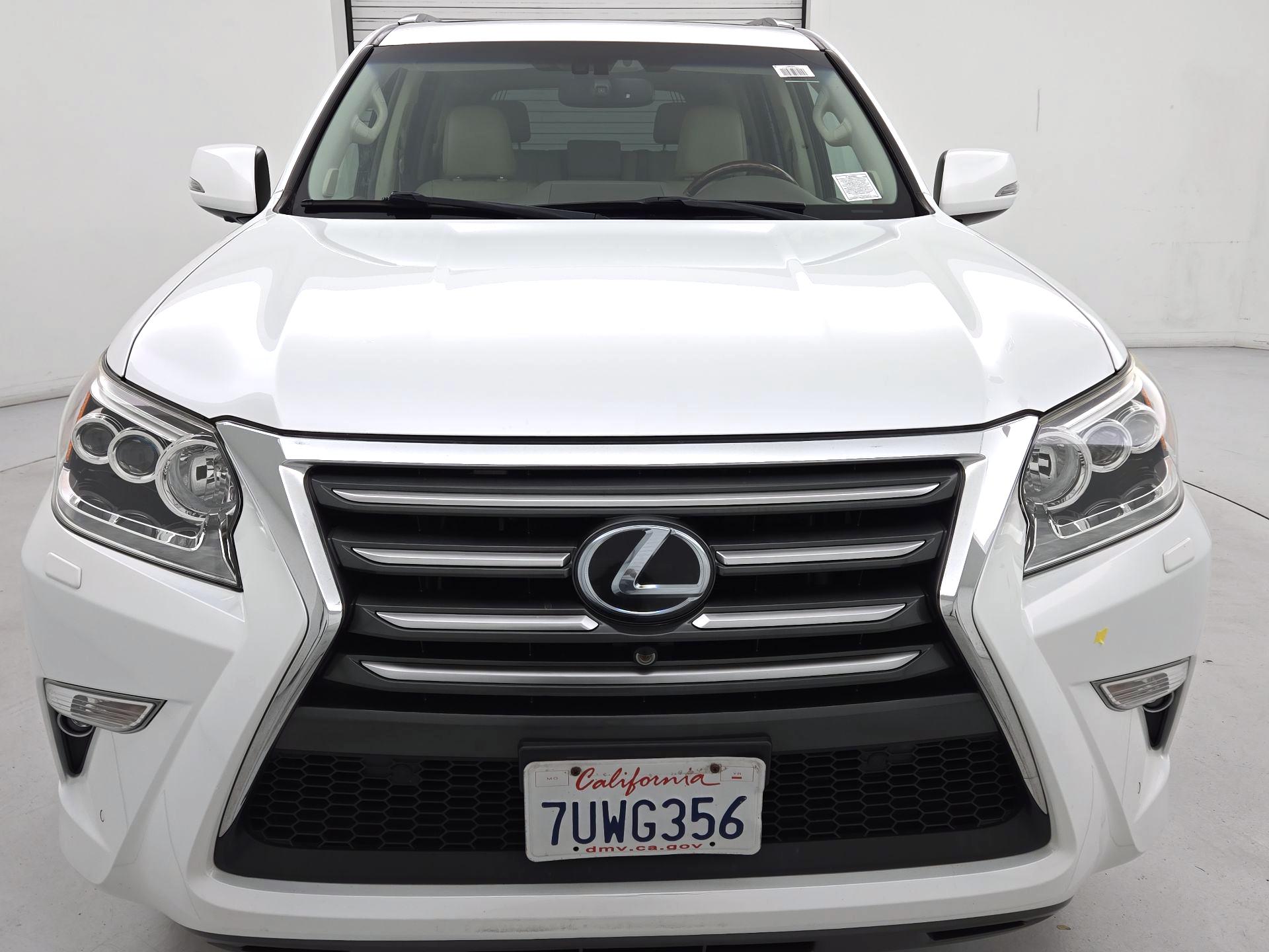 Thumbnail: 2016 Lexus GX - 2