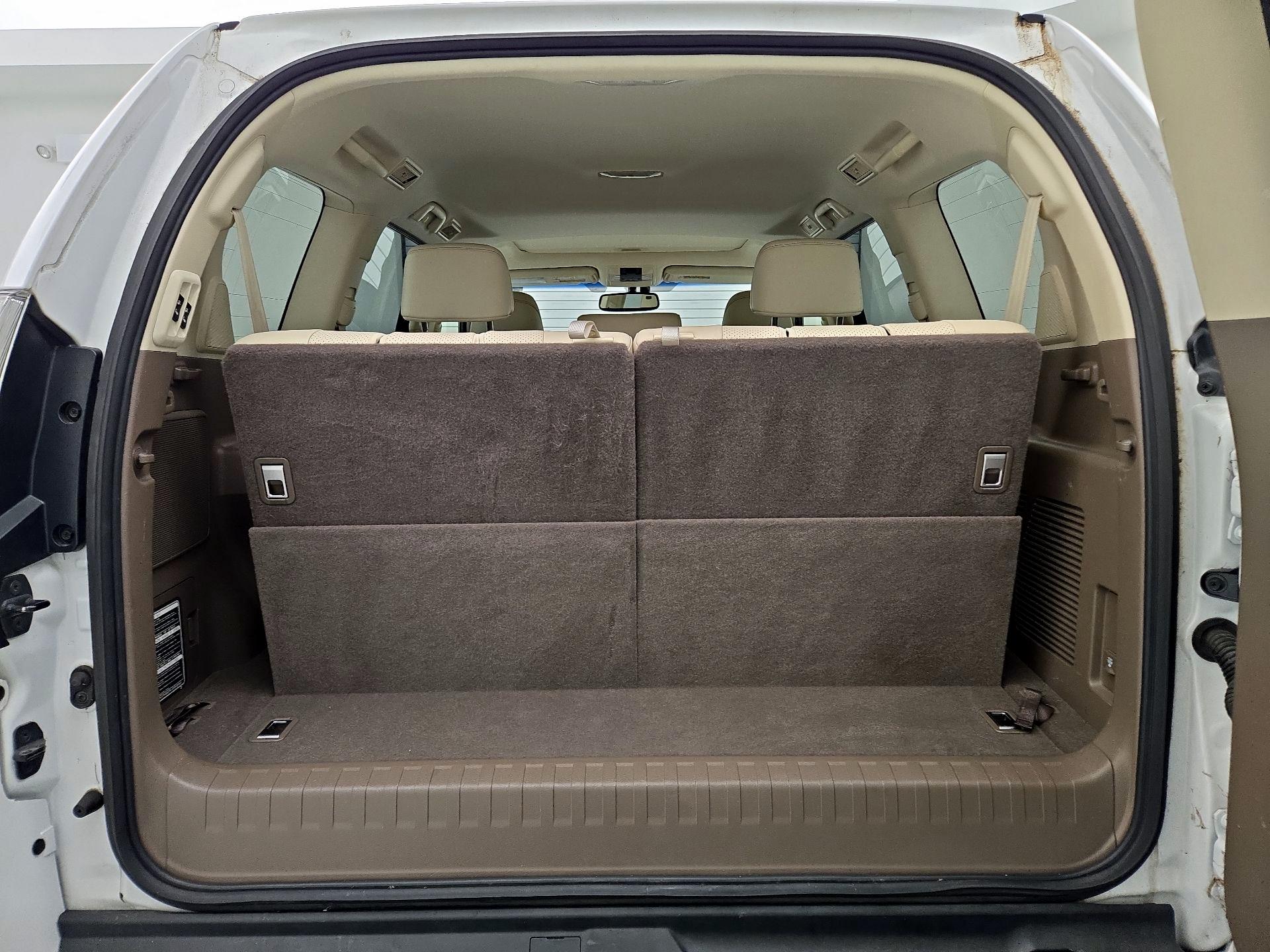 Thumbnail: 2016 Lexus GX - 20