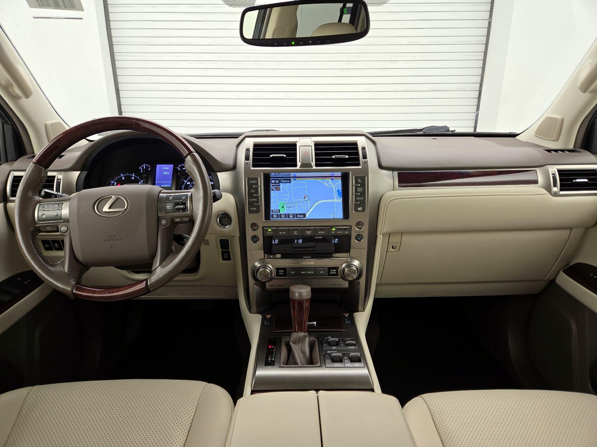 Thumbnail: 2016 Lexus GX - 8