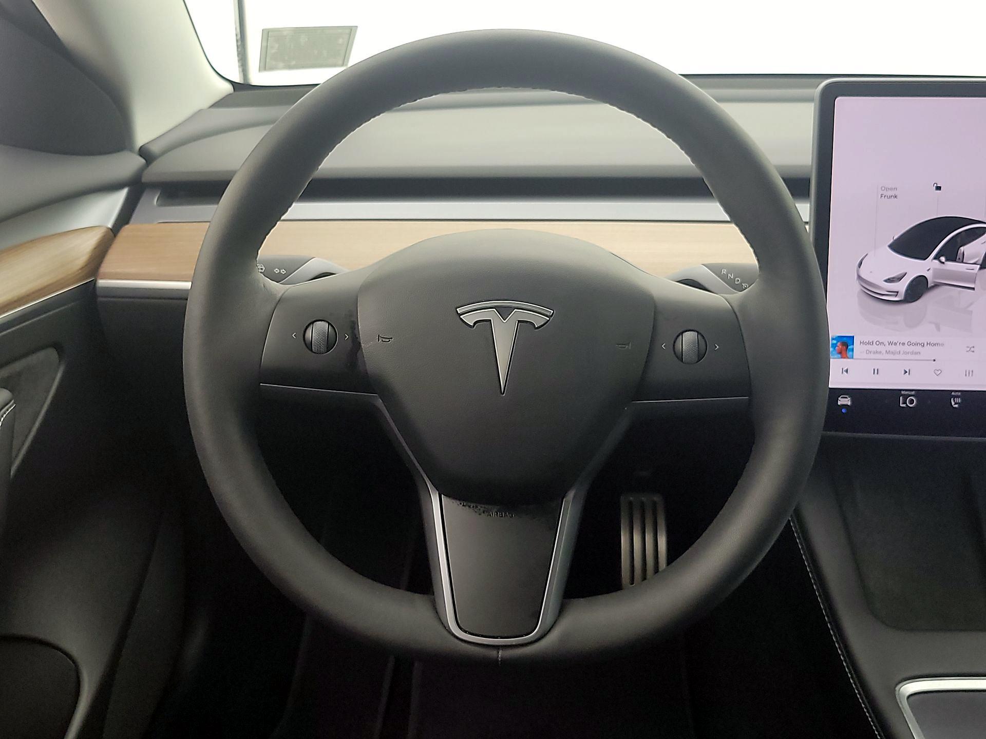 Thumbnail: 2022 Tesla Model 3 - 10