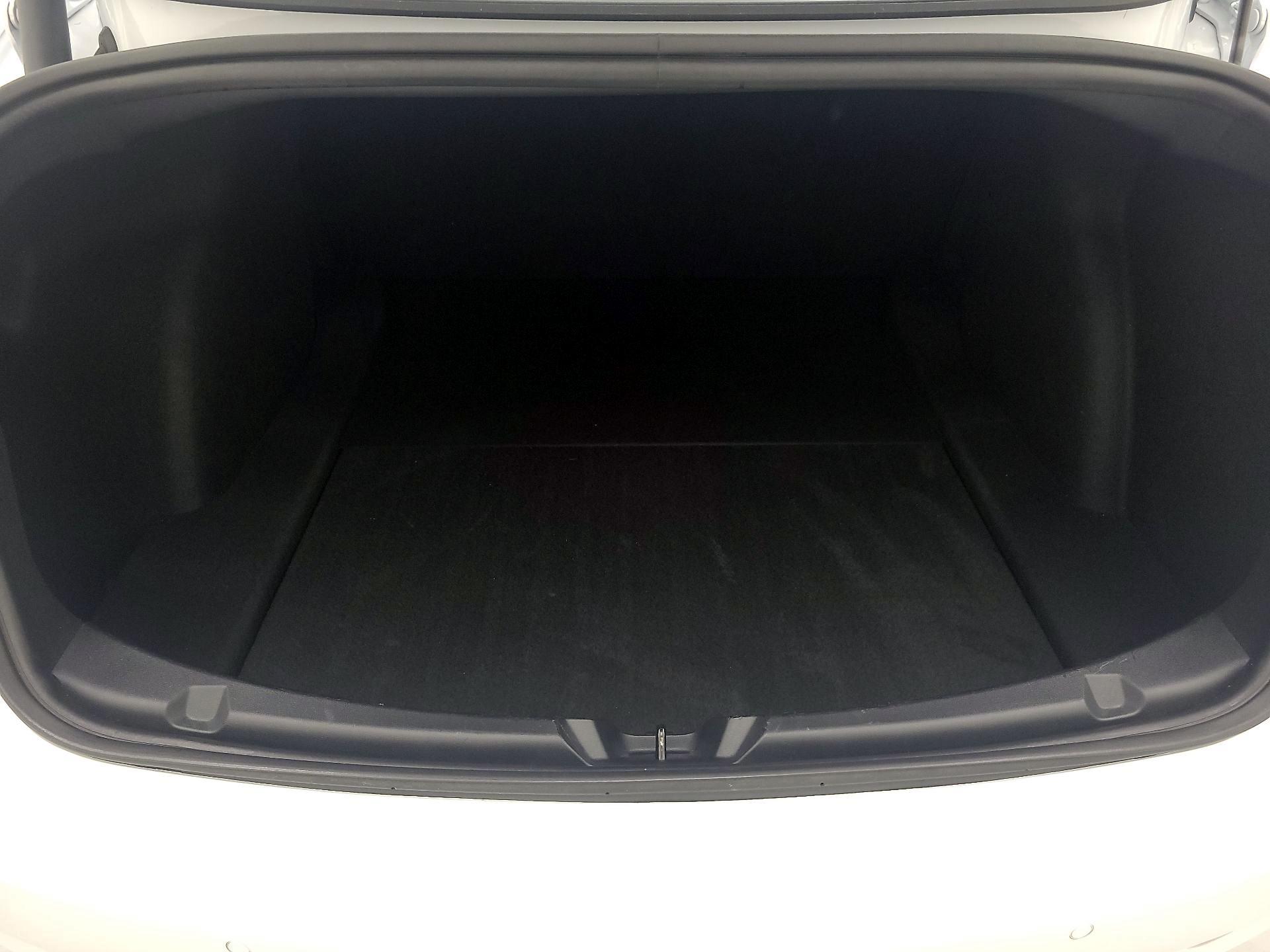 Thumbnail: 2022 Tesla Model 3 - 19