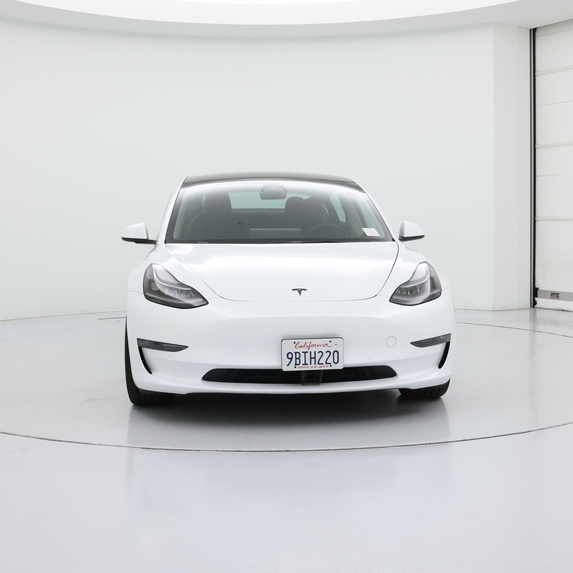 Thumbnail: 2022 Tesla Model 3 - 5