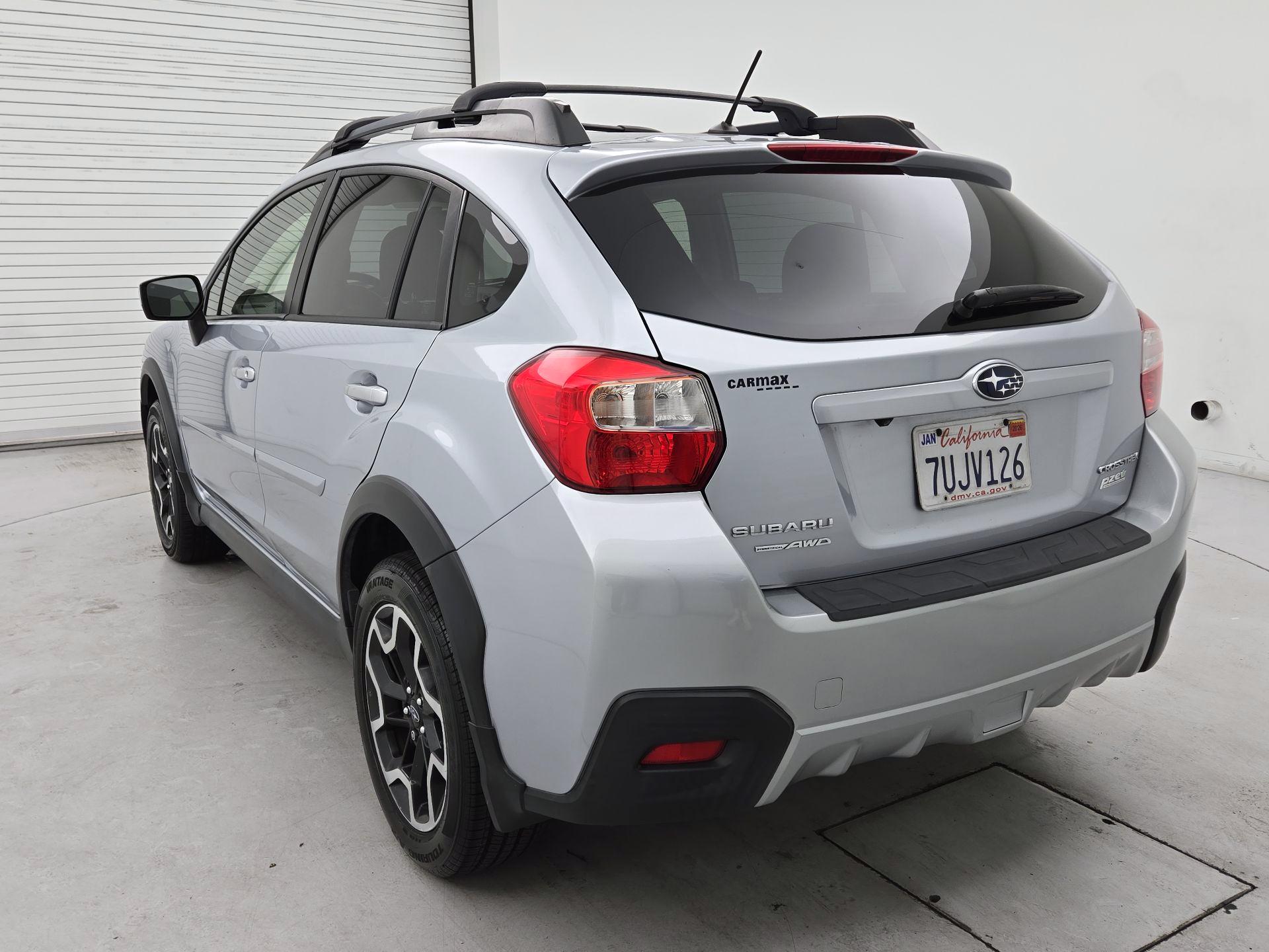Thumbnail: 2017 Subaru Crosstrek - 7