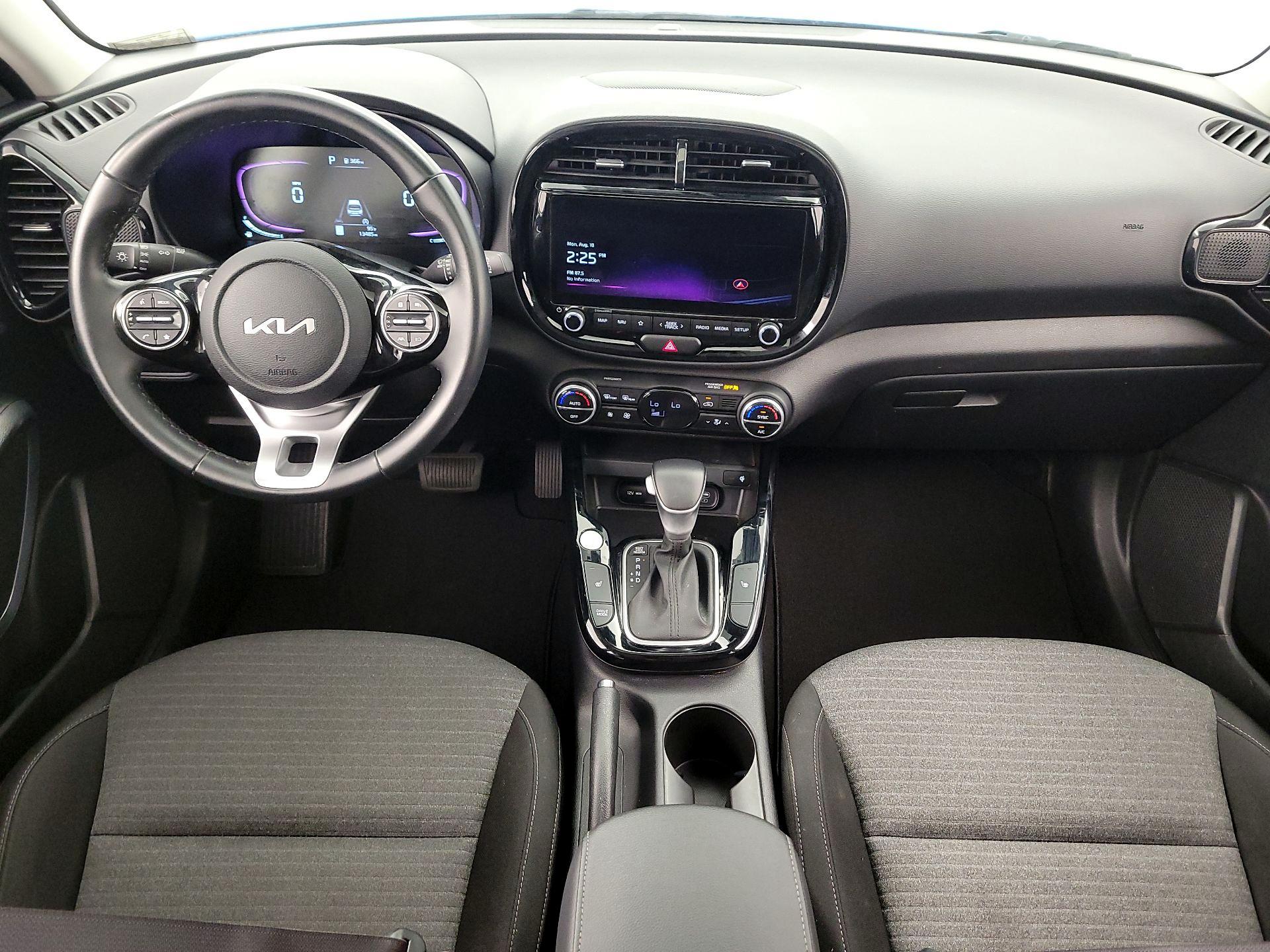 Thumbnail: 2023 Kia Soul - 9