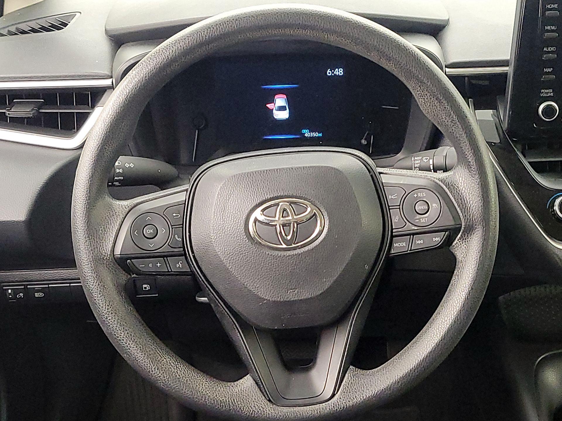 Thumbnail: 2022 Toyota Corolla - 10