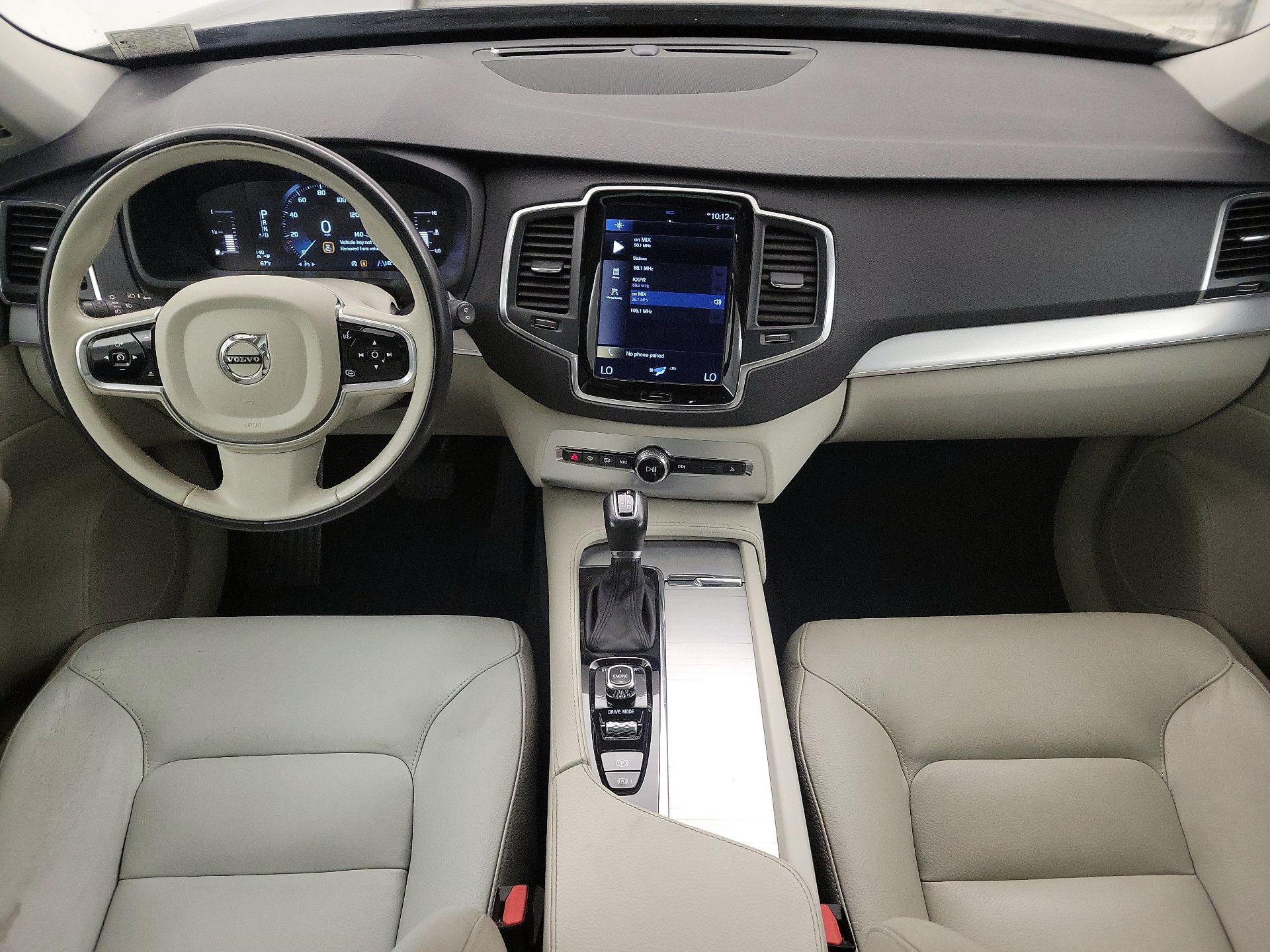 Thumbnail: 2017 Volvo XC90 - 8