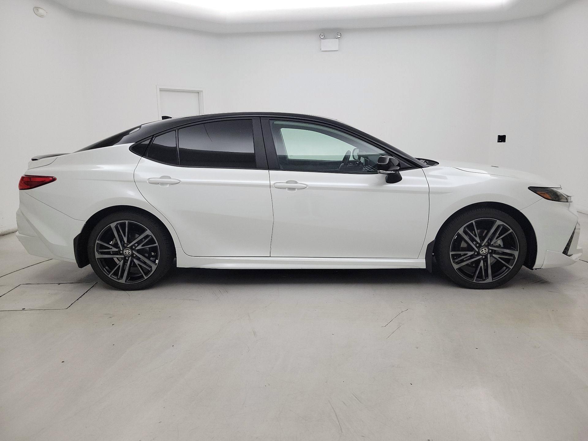Thumbnail: 2025 Toyota Camry - 4