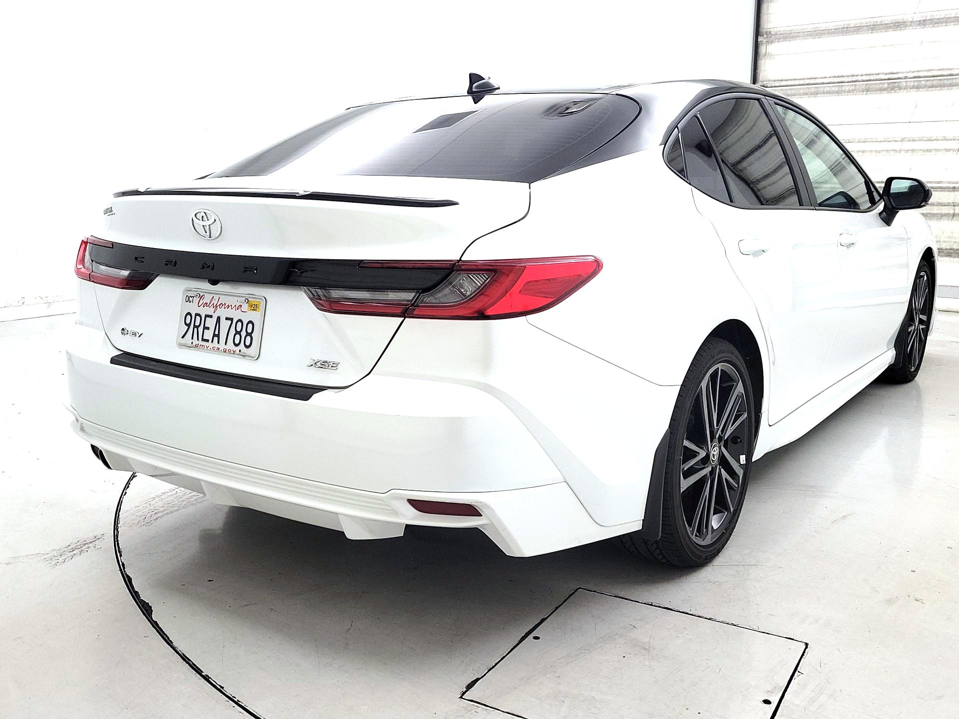 Thumbnail: 2025 Toyota Camry - 5