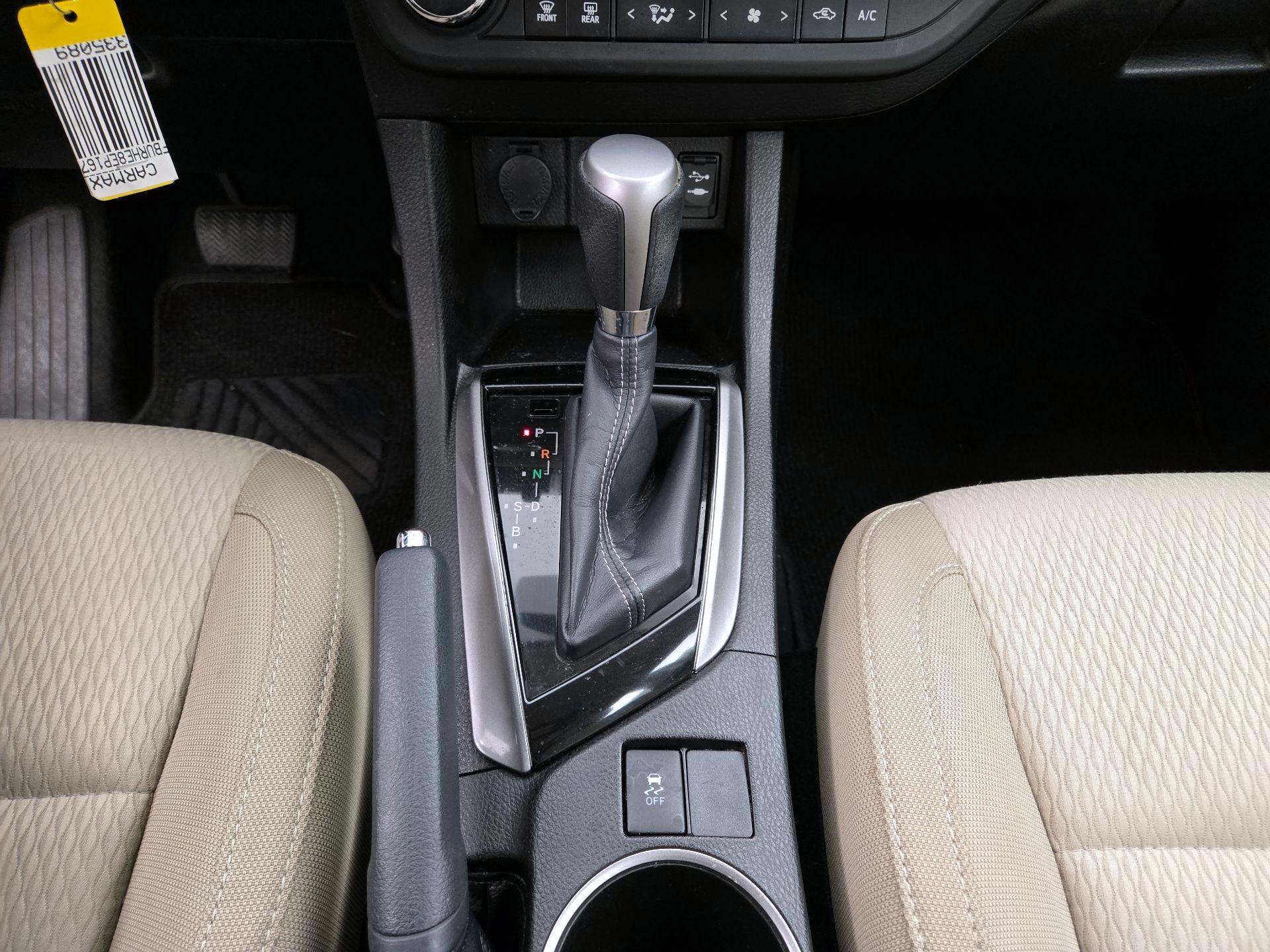 Thumbnail: 2014 Toyota Corolla - 17