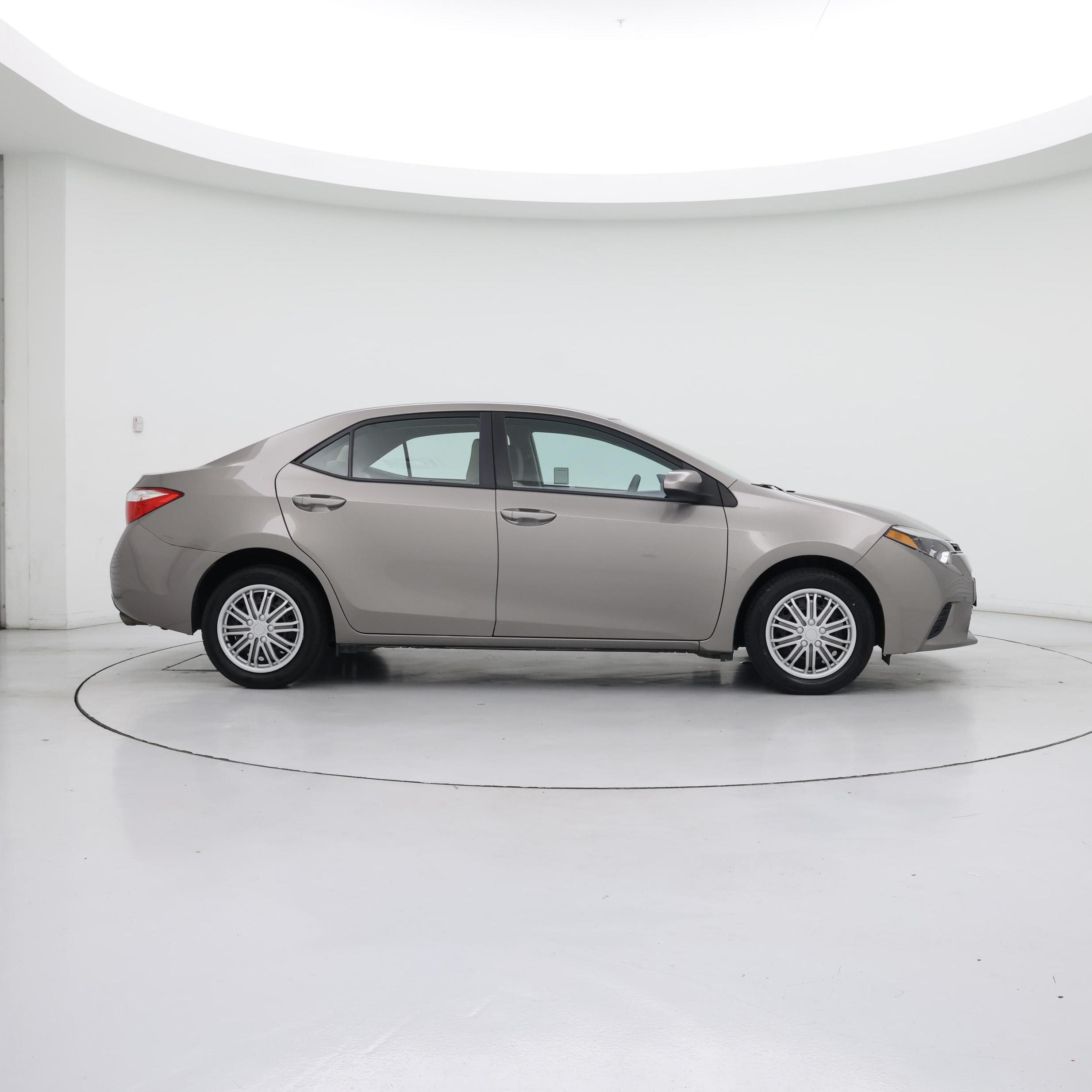 Thumbnail: 2014 Toyota Corolla - 7