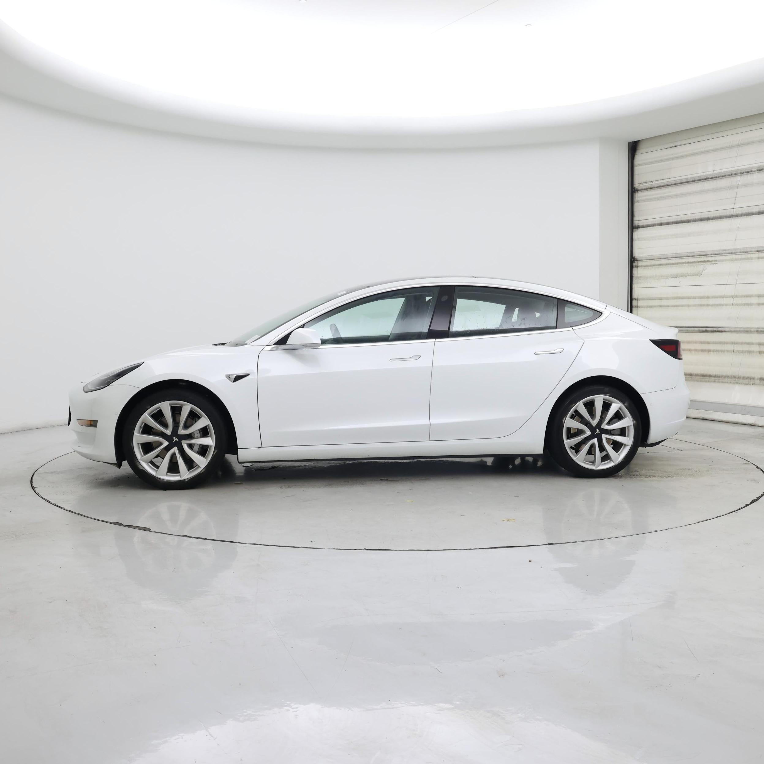 Thumbnail: 2018 Tesla Model 3 - 3