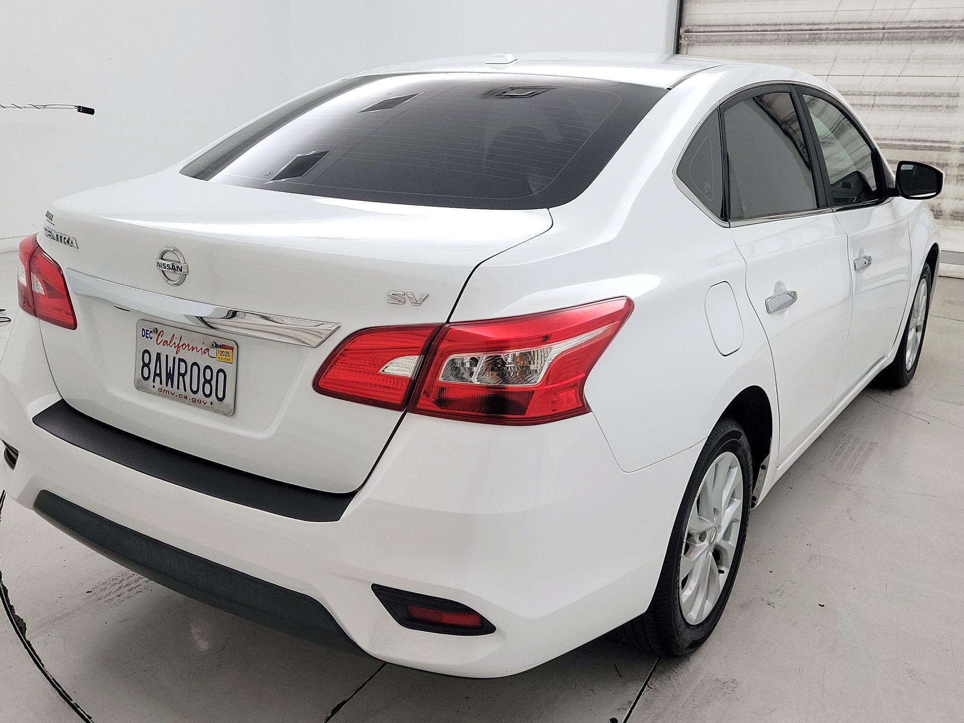 Thumbnail: 2018 Nissan Sentra - 5