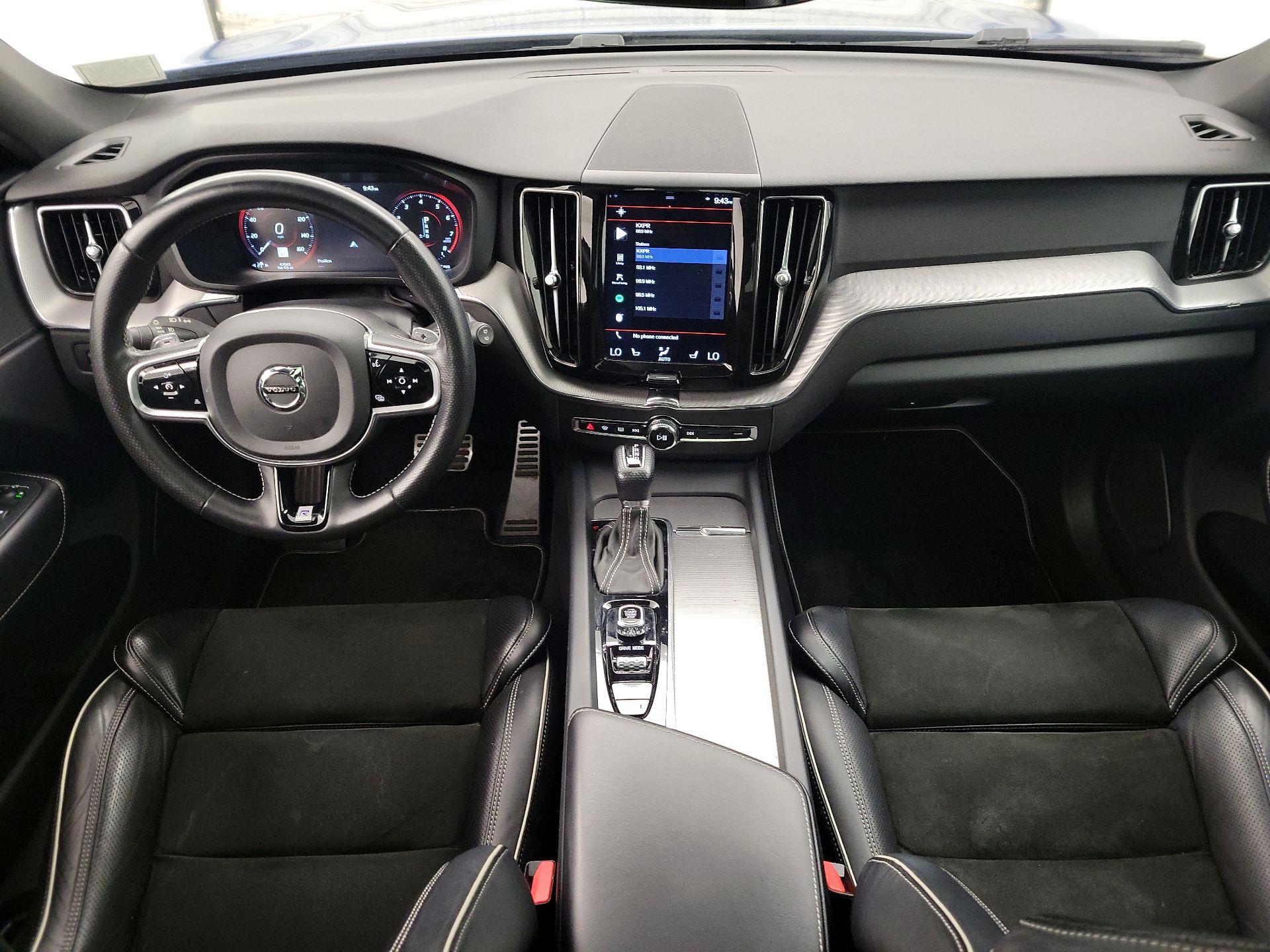 Thumbnail: 2018 Volvo XC60 - 9