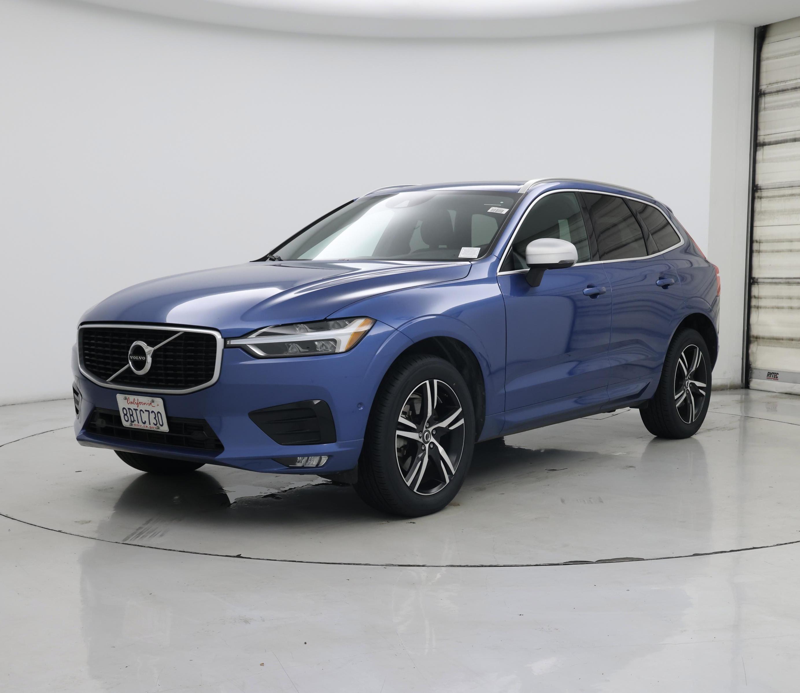 Thumbnail: 2018 Volvo XC60 - 4
