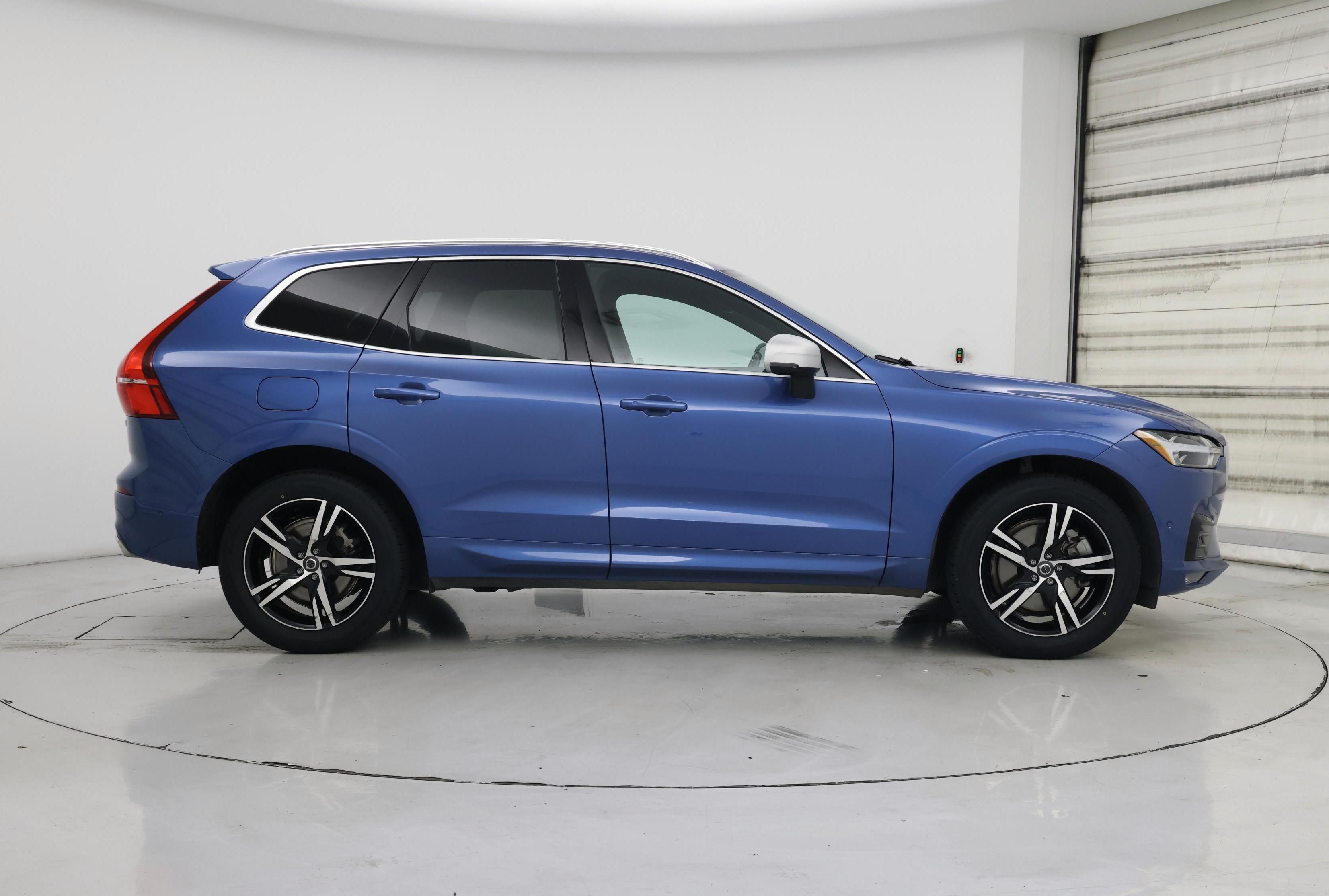 Thumbnail: 2018 Volvo XC60 - 7