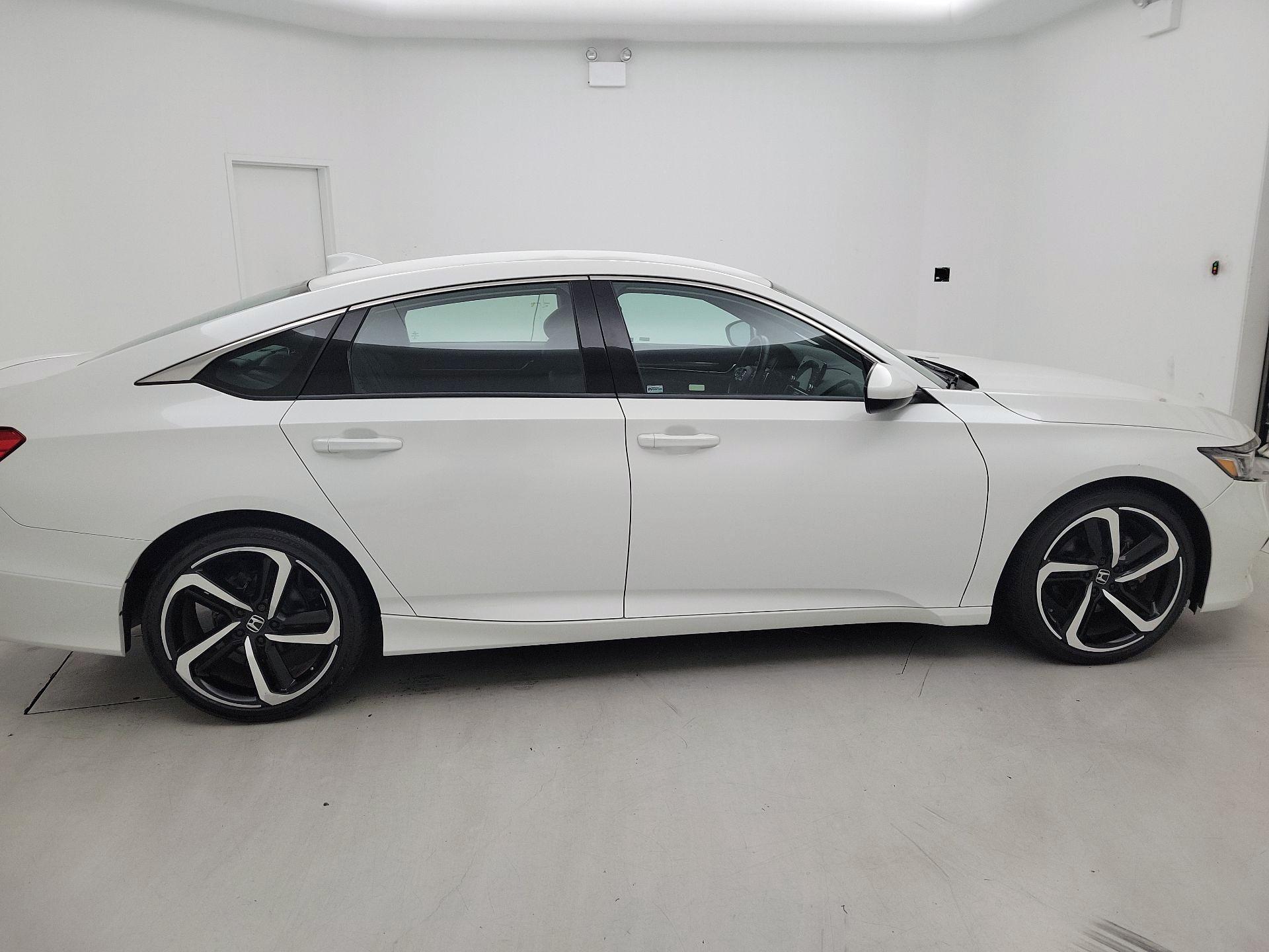 Thumbnail: 2018 Honda Accord - 4
