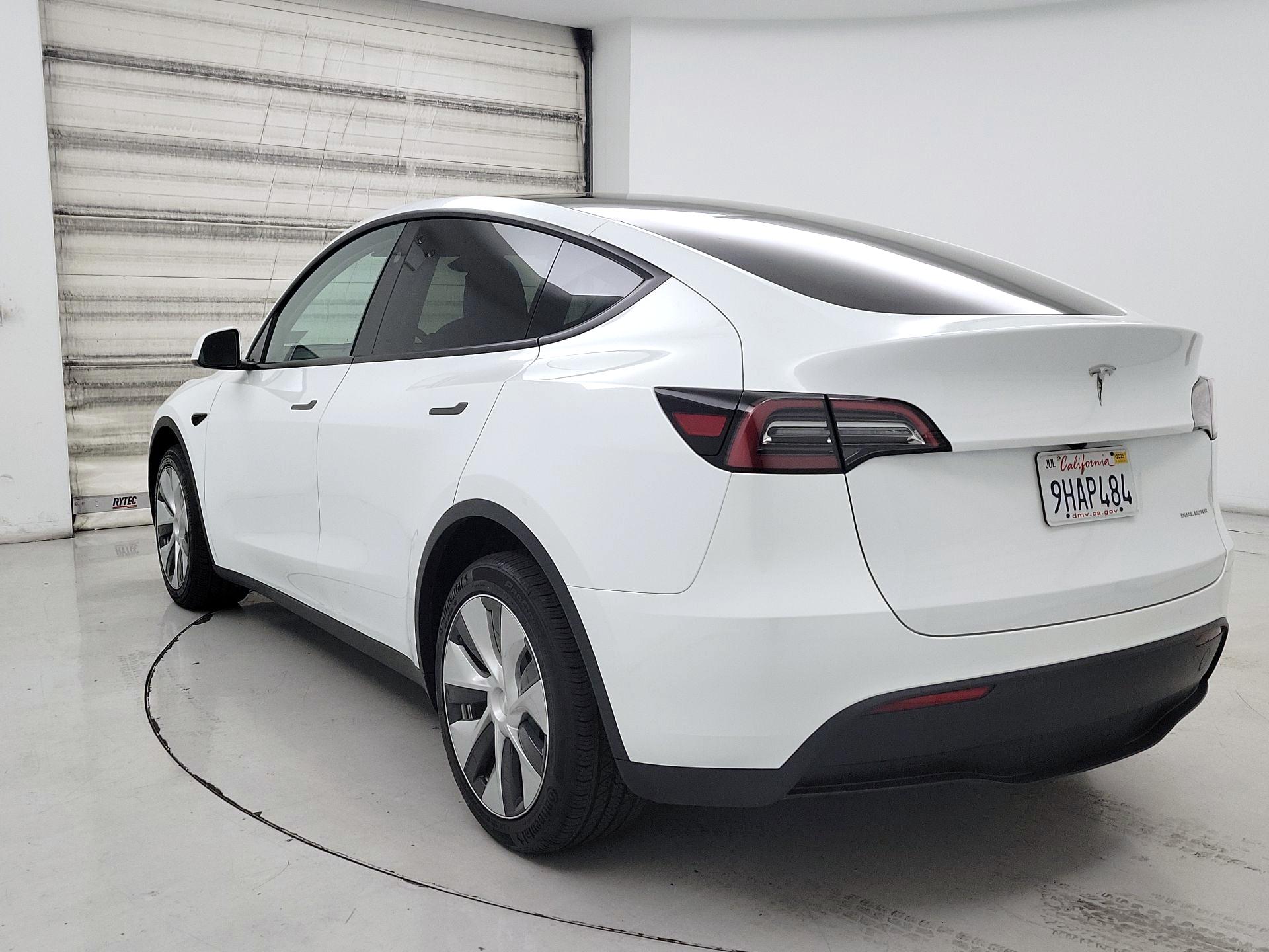 Thumbnail: 2023 Tesla Model Y - 7