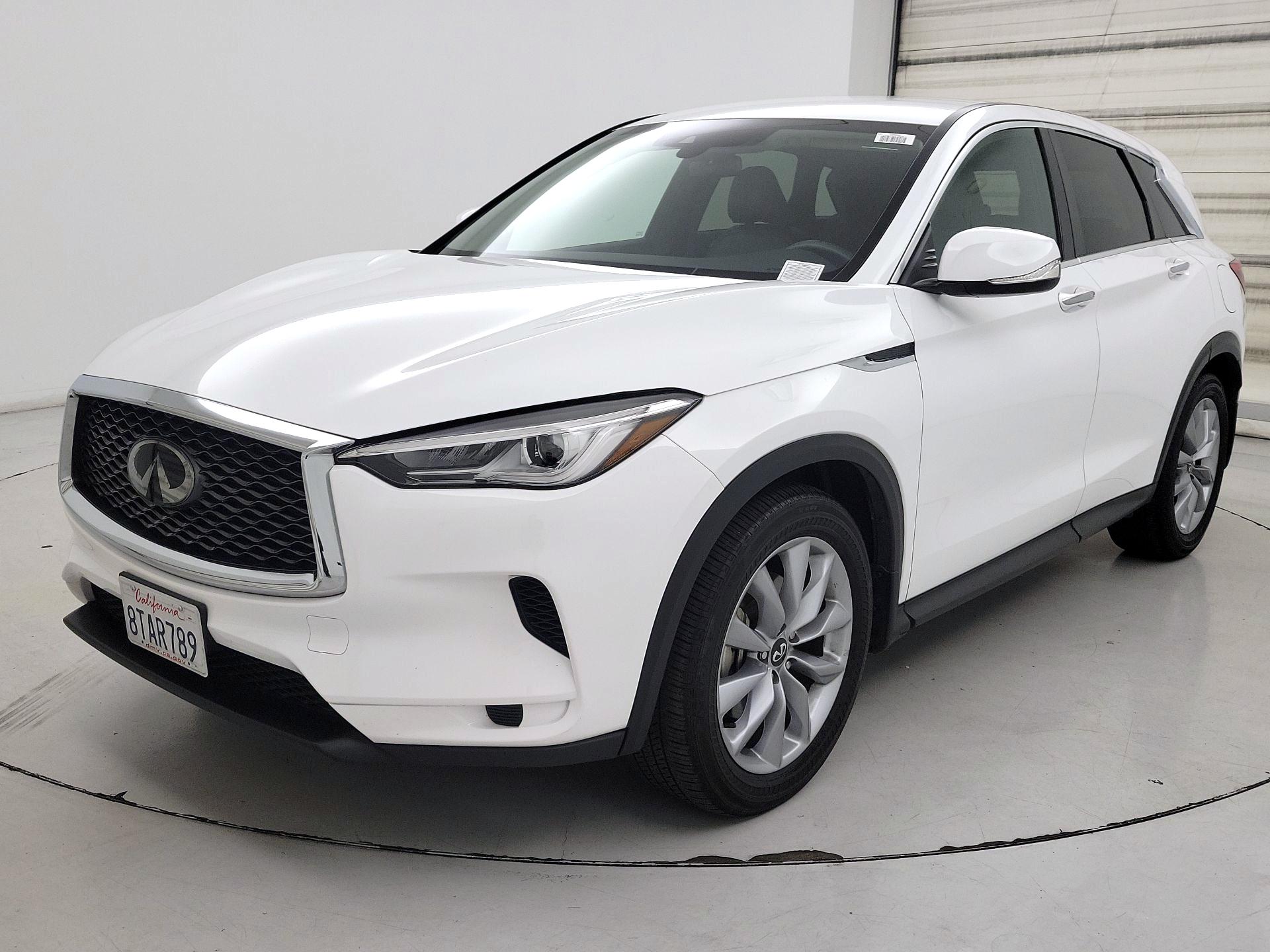Thumbnail: 2021 INFINITI QX50 - 3