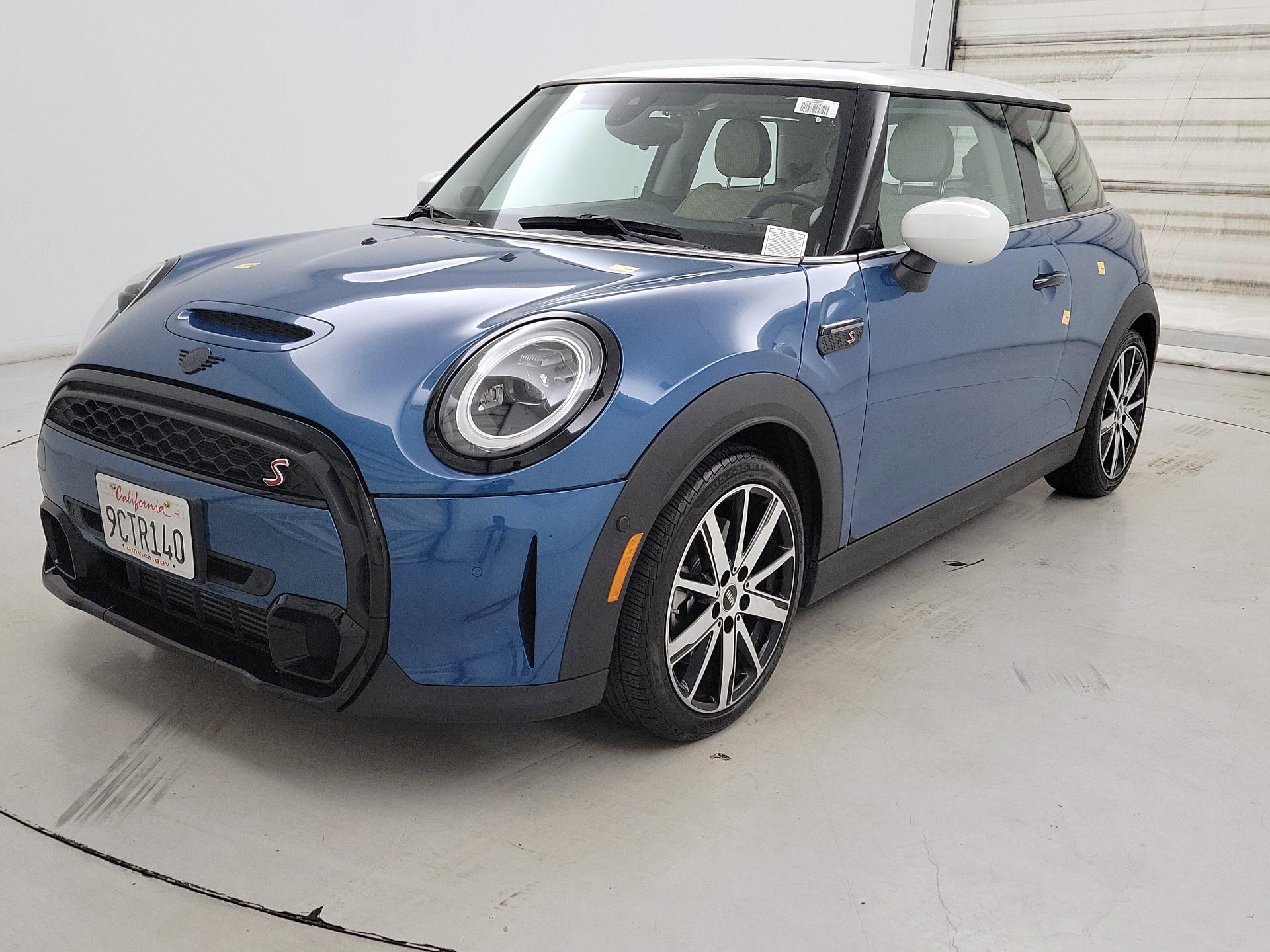 Thumbnail: 2023 MINI Cooper Hardtop - 3