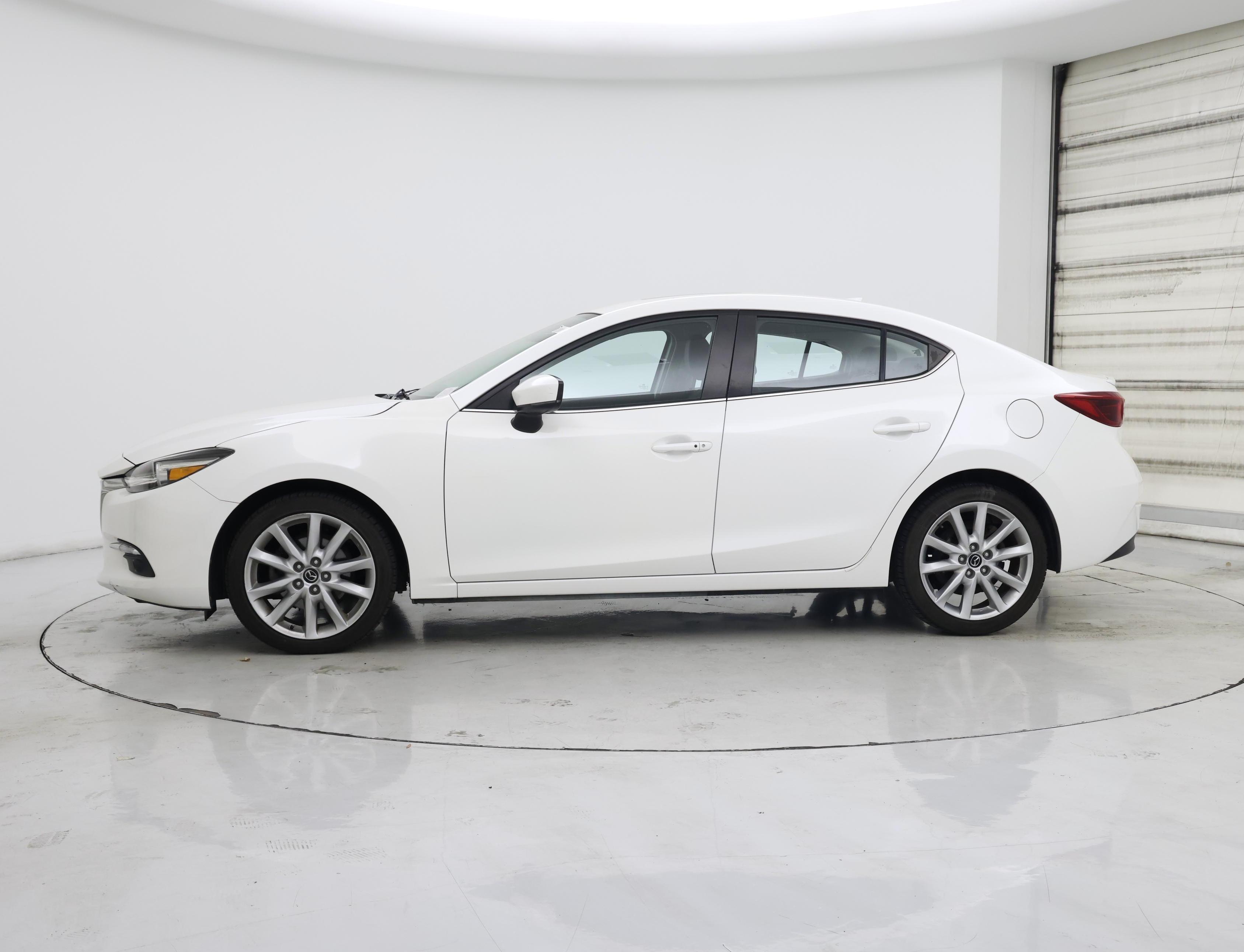 Thumbnail: 2017 Mazda Mazda3 - 3