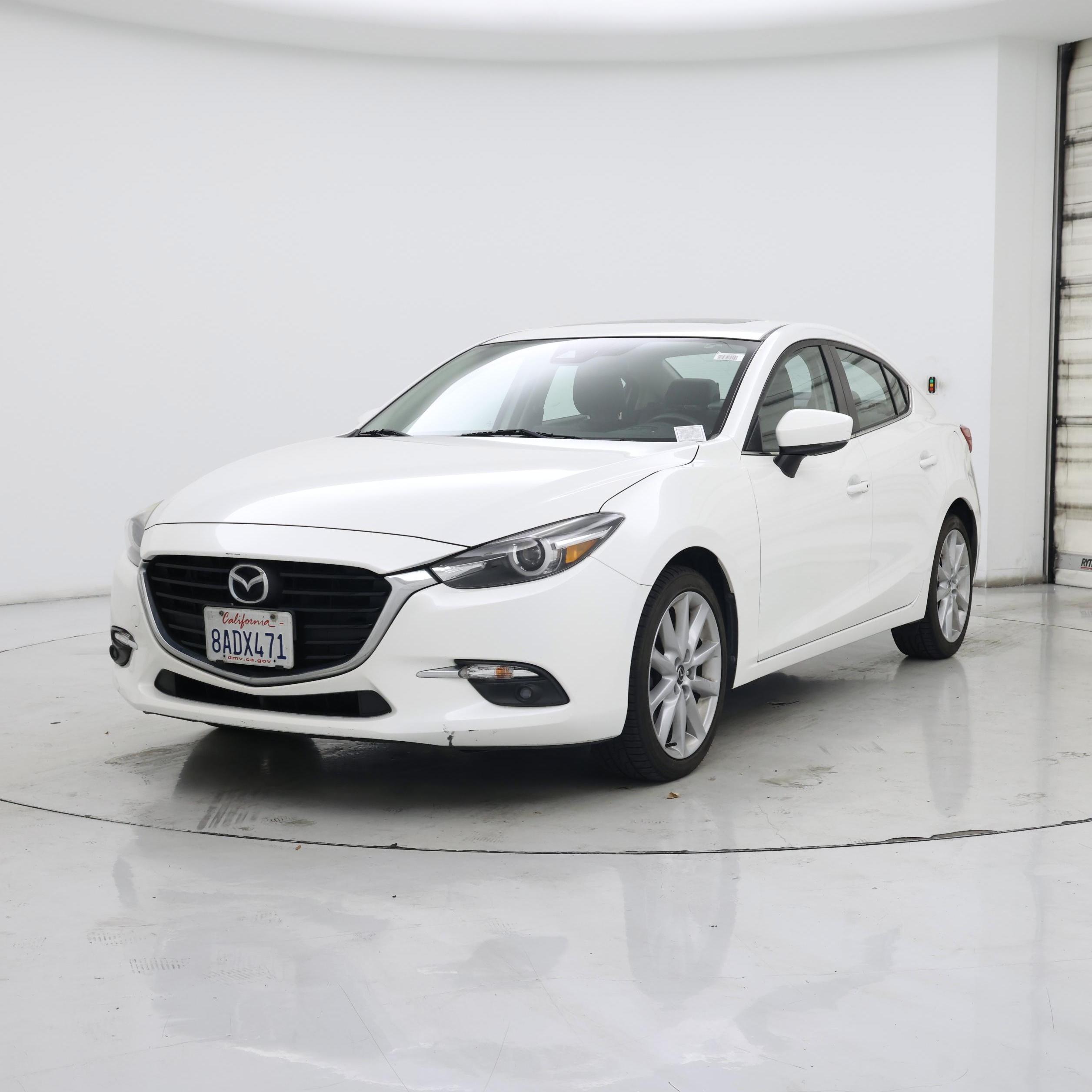 Thumbnail: 2017 Mazda Mazda3 - 4