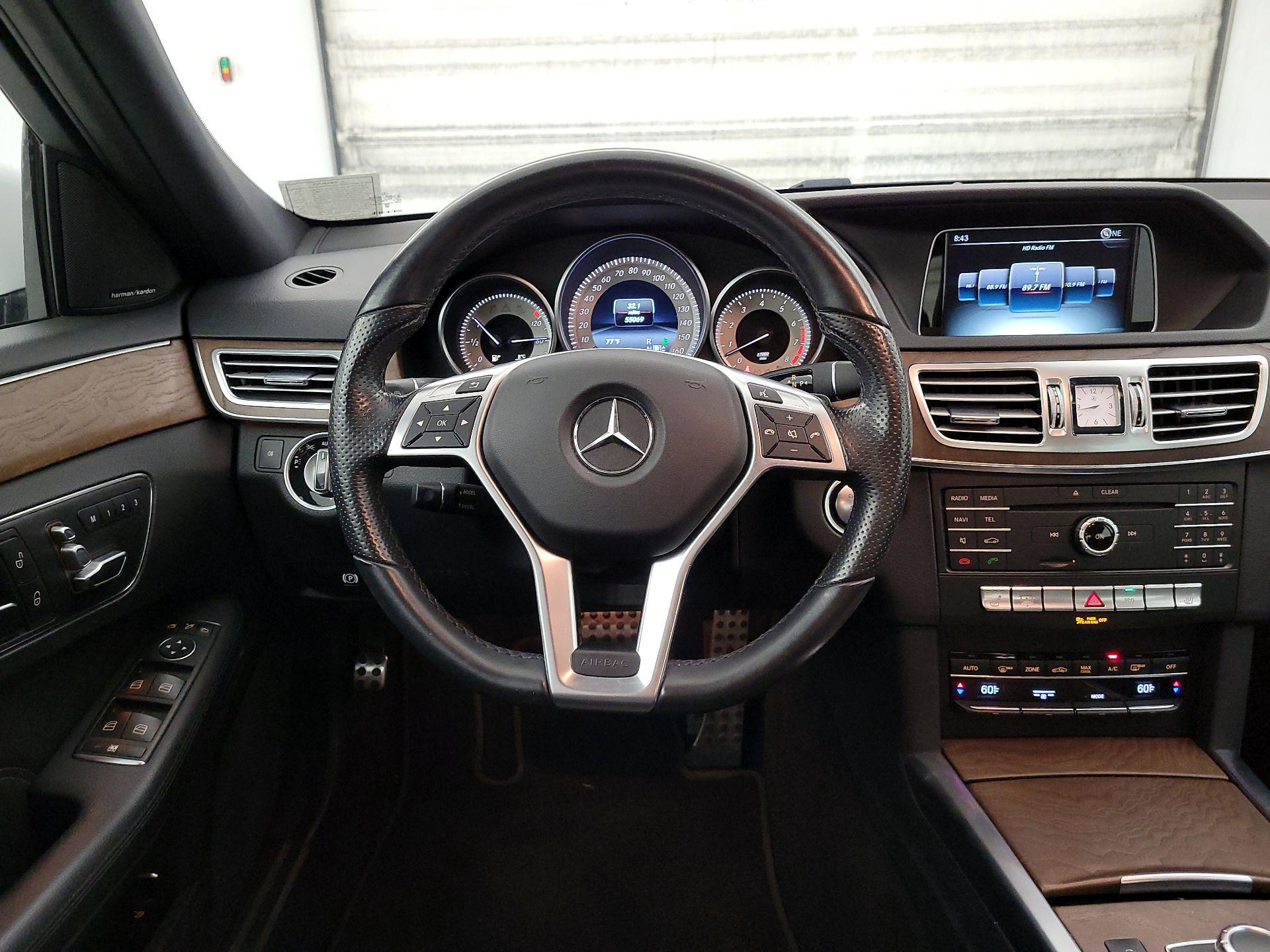 Thumbnail: 2016 Mercedes-Benz E-Class - 10