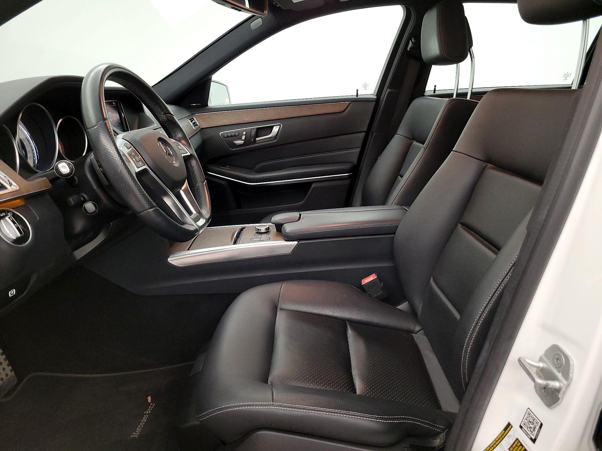 Thumbnail: 2016 Mercedes-Benz E-Class - 11